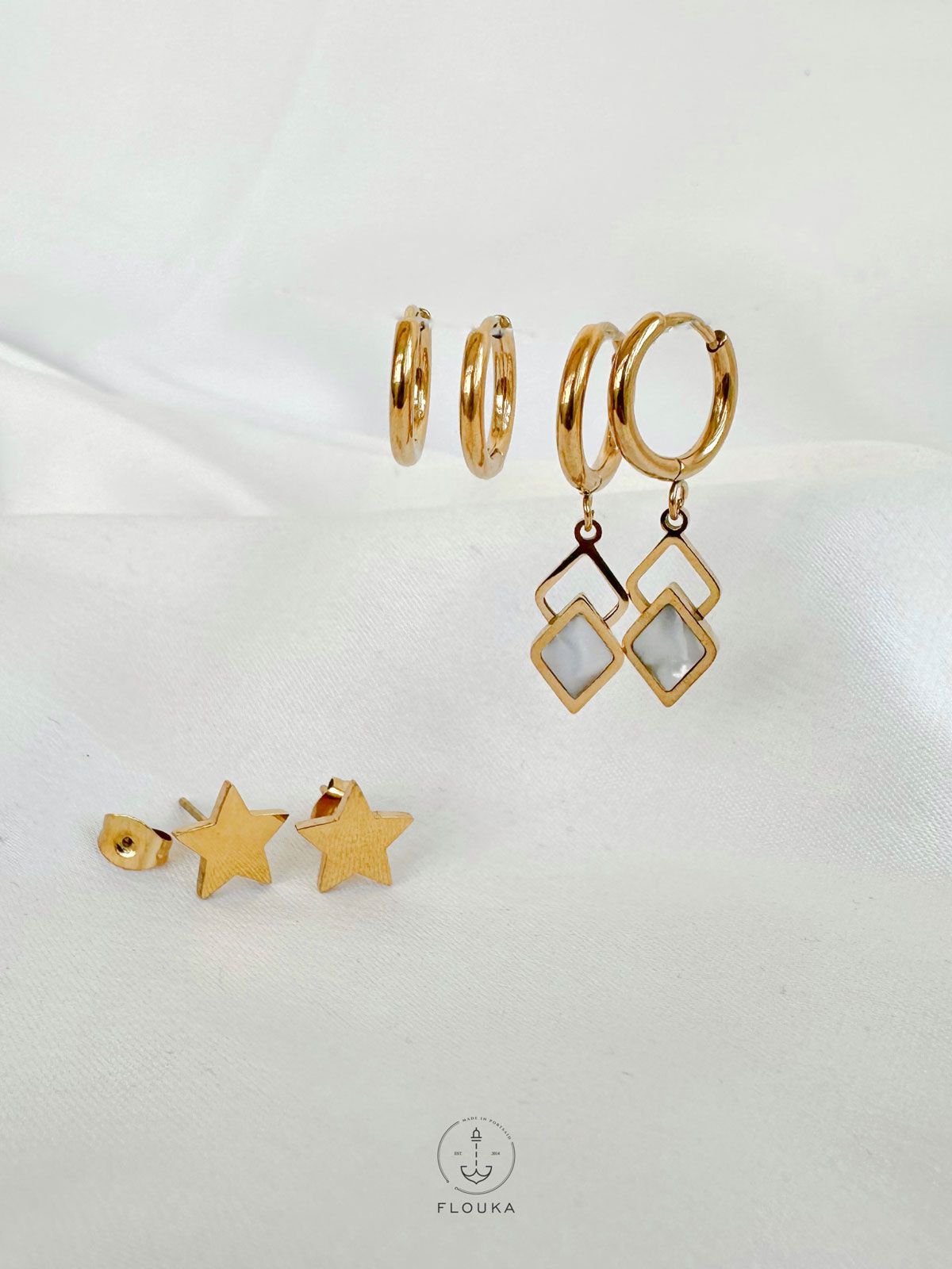 1702490108_E0051-5.jpg white earrings set