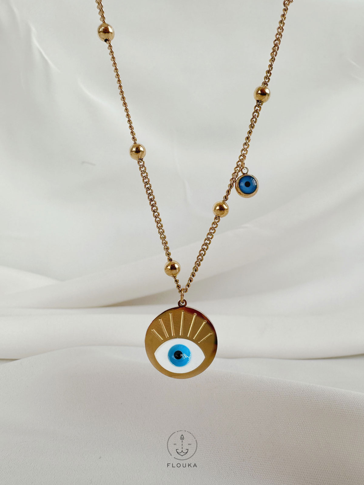 1706037965_N0184.jpg eye necklace