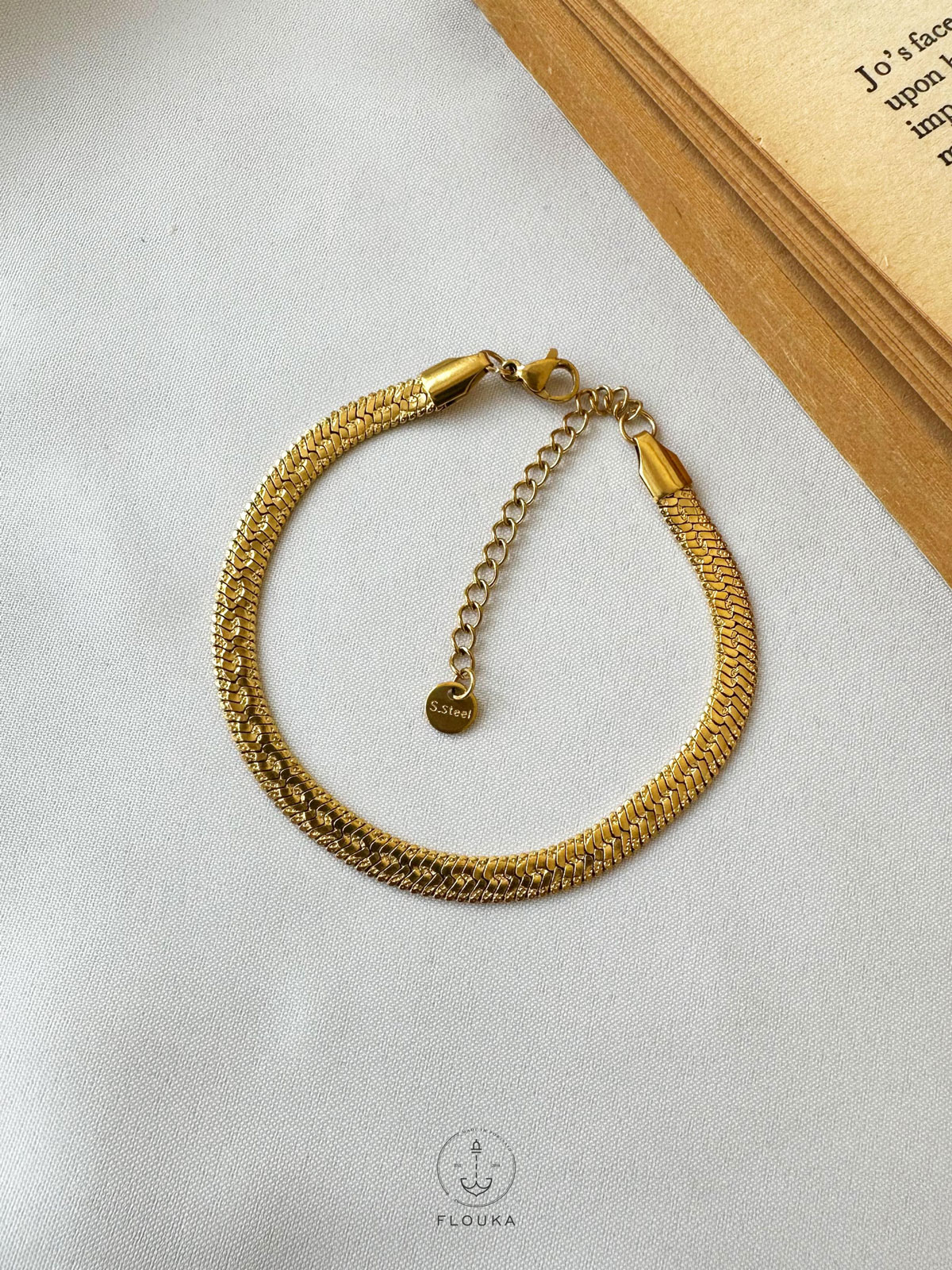 1706048027_B0060.jpg graphic snake bracelet