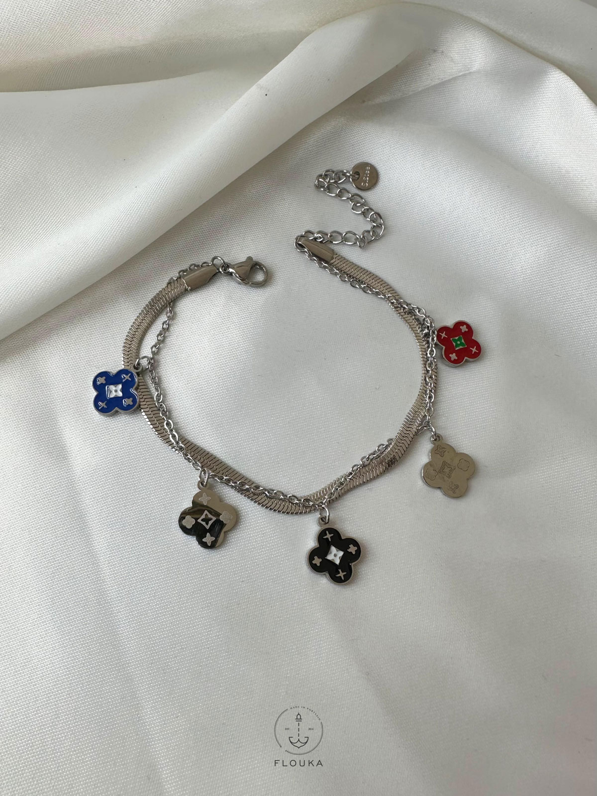 1708375387_B0101.jpg silver colours lv bracelet