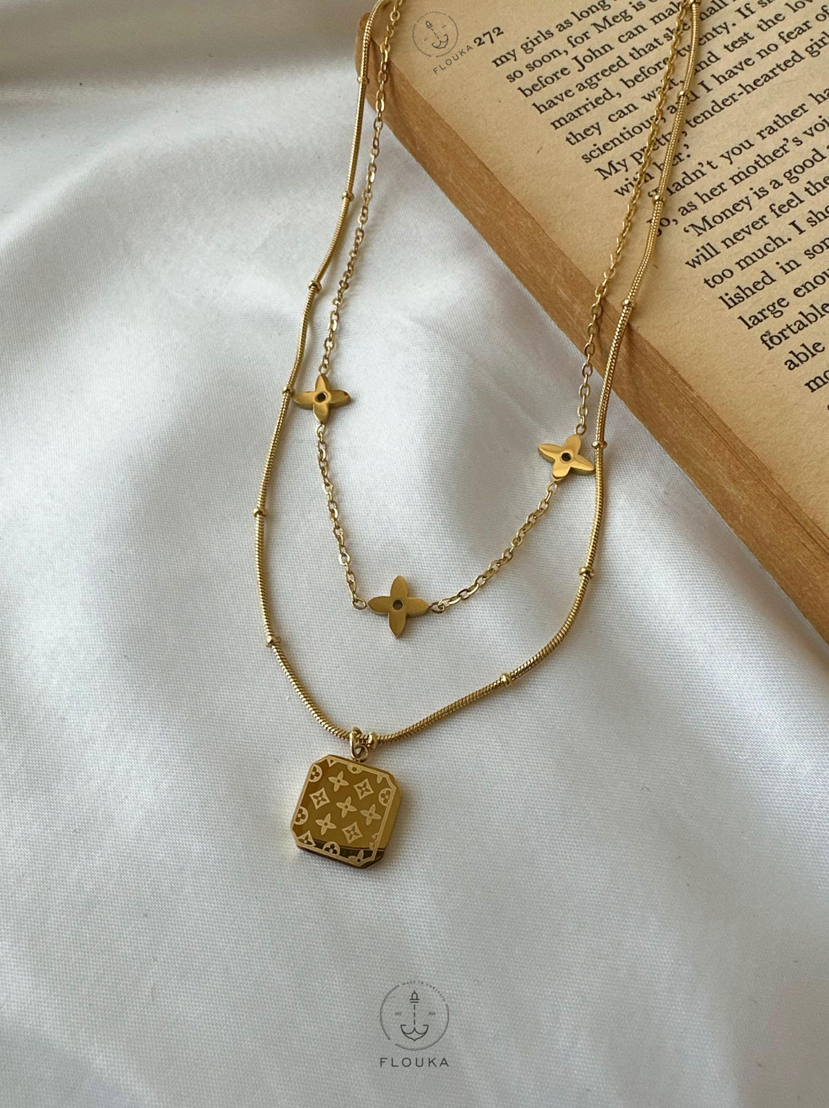 1710429279_2024_03_14_03_20_IMG_2893.jpg double layer LV necklace