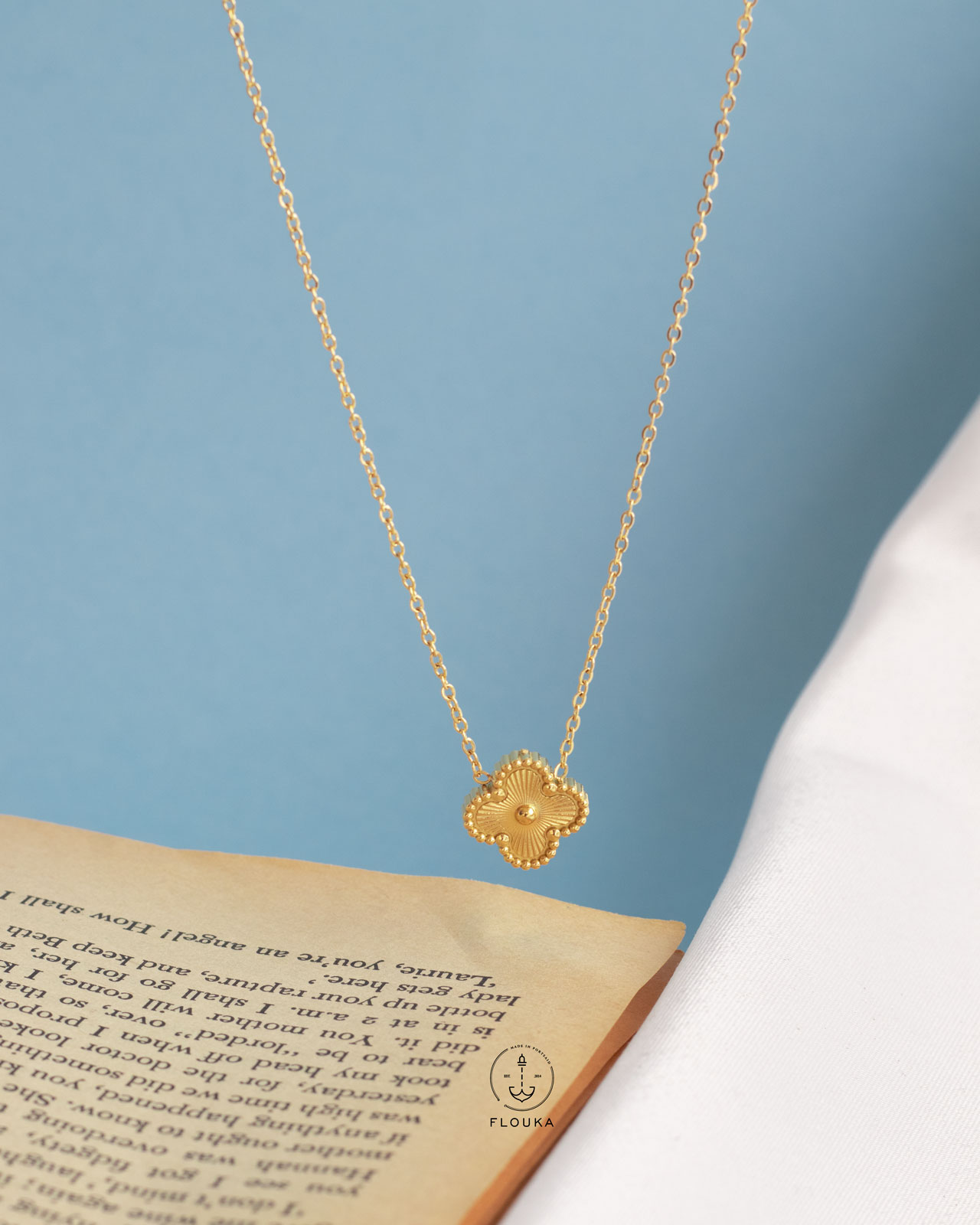 1714361226_n0346.jpg gold single vancleef necklace