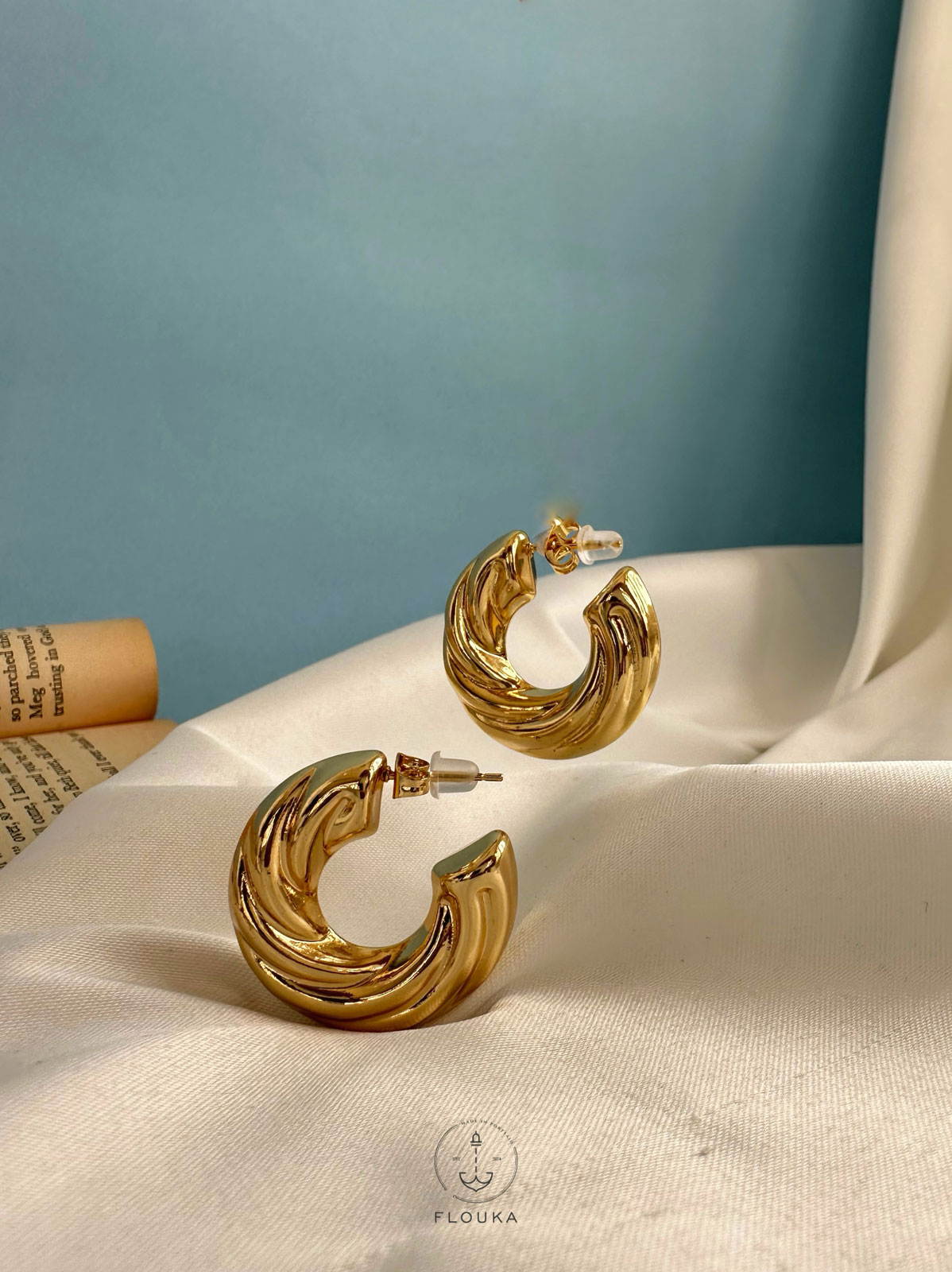 1714362369_e0188.jpg gold plated earrings