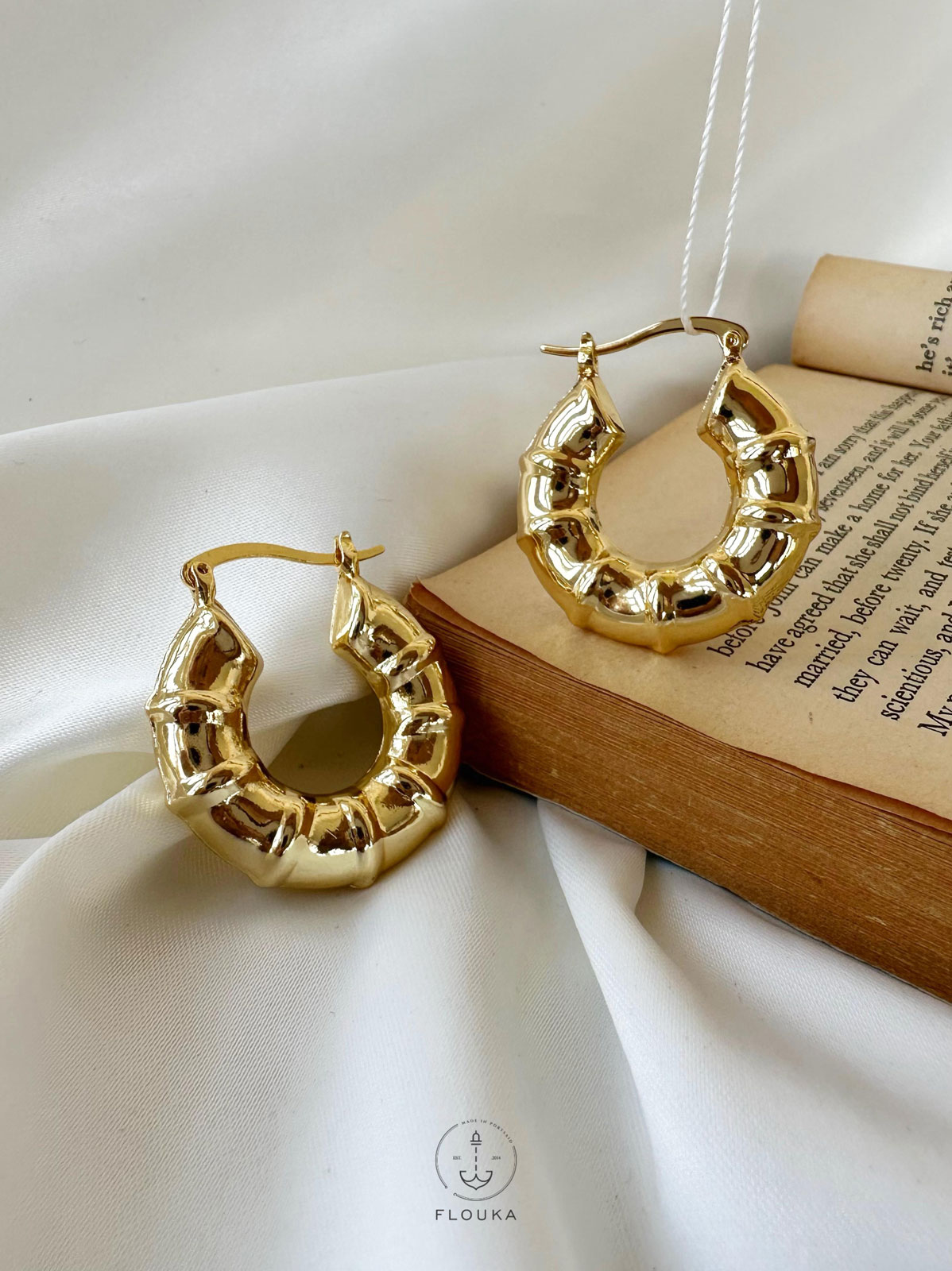 1714391789_e0207.jpg float gold plated earrings