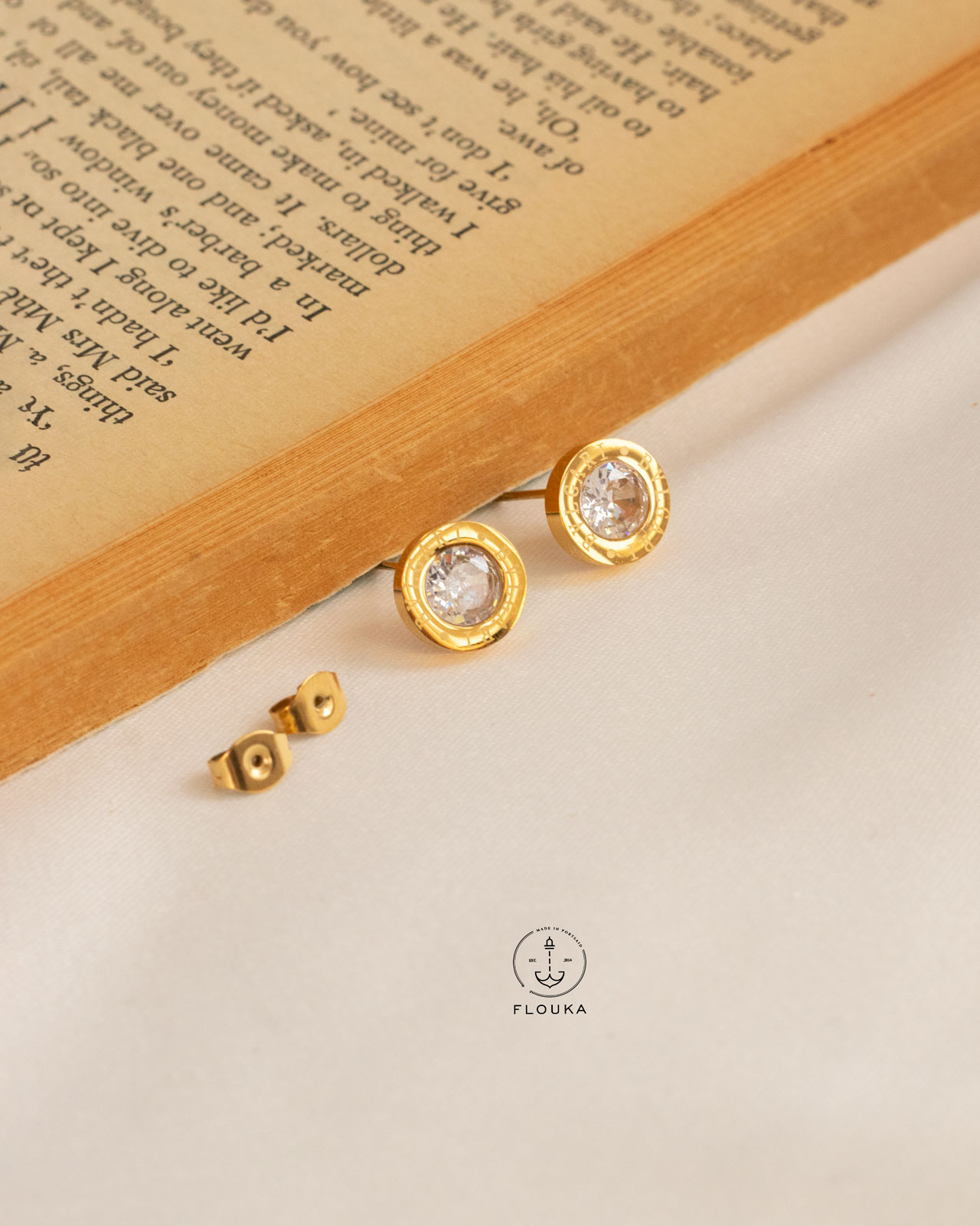 1714779992_e0220.jpg straus bulgari earrings