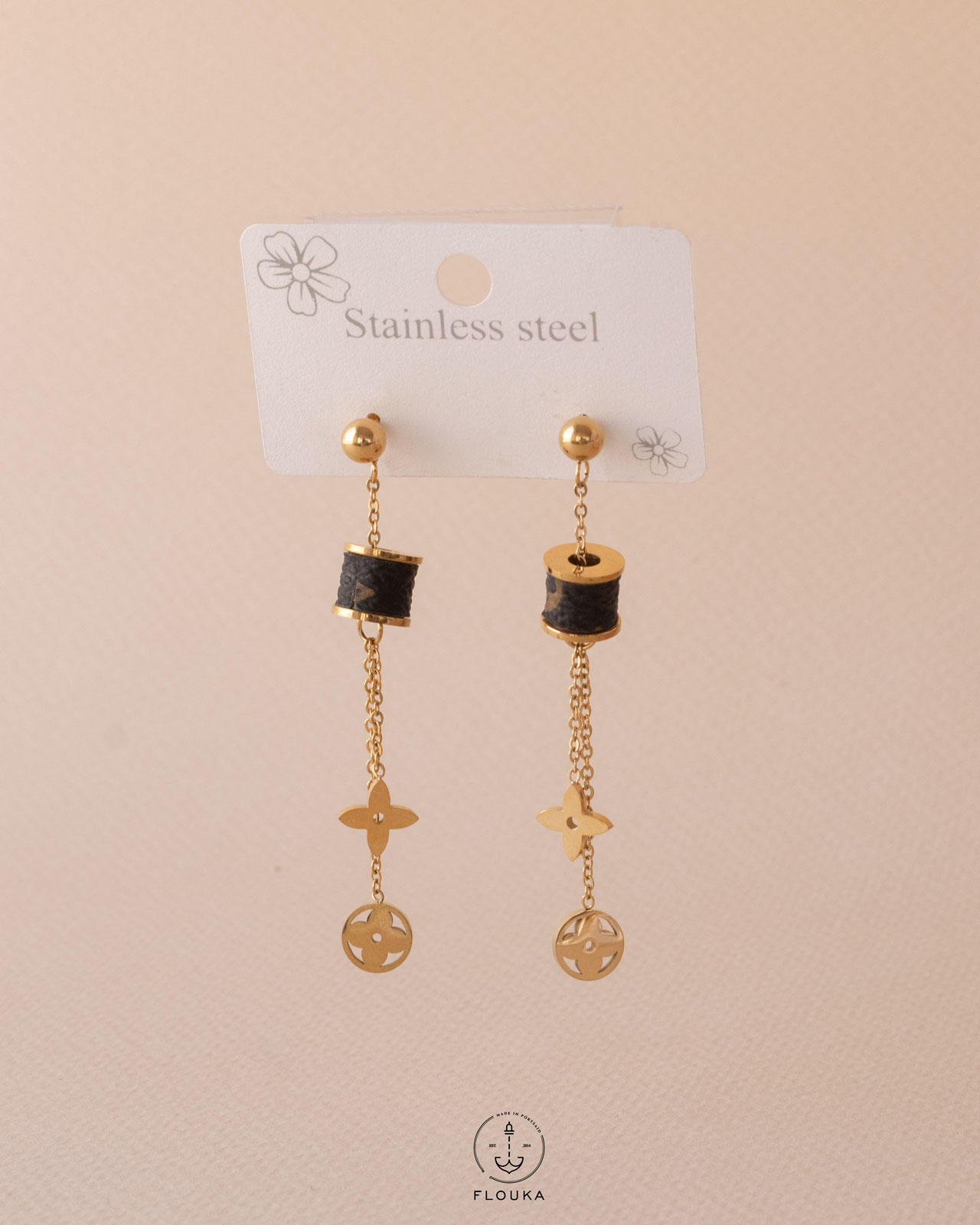 1715714226_E0124.jpg leather earrings LV