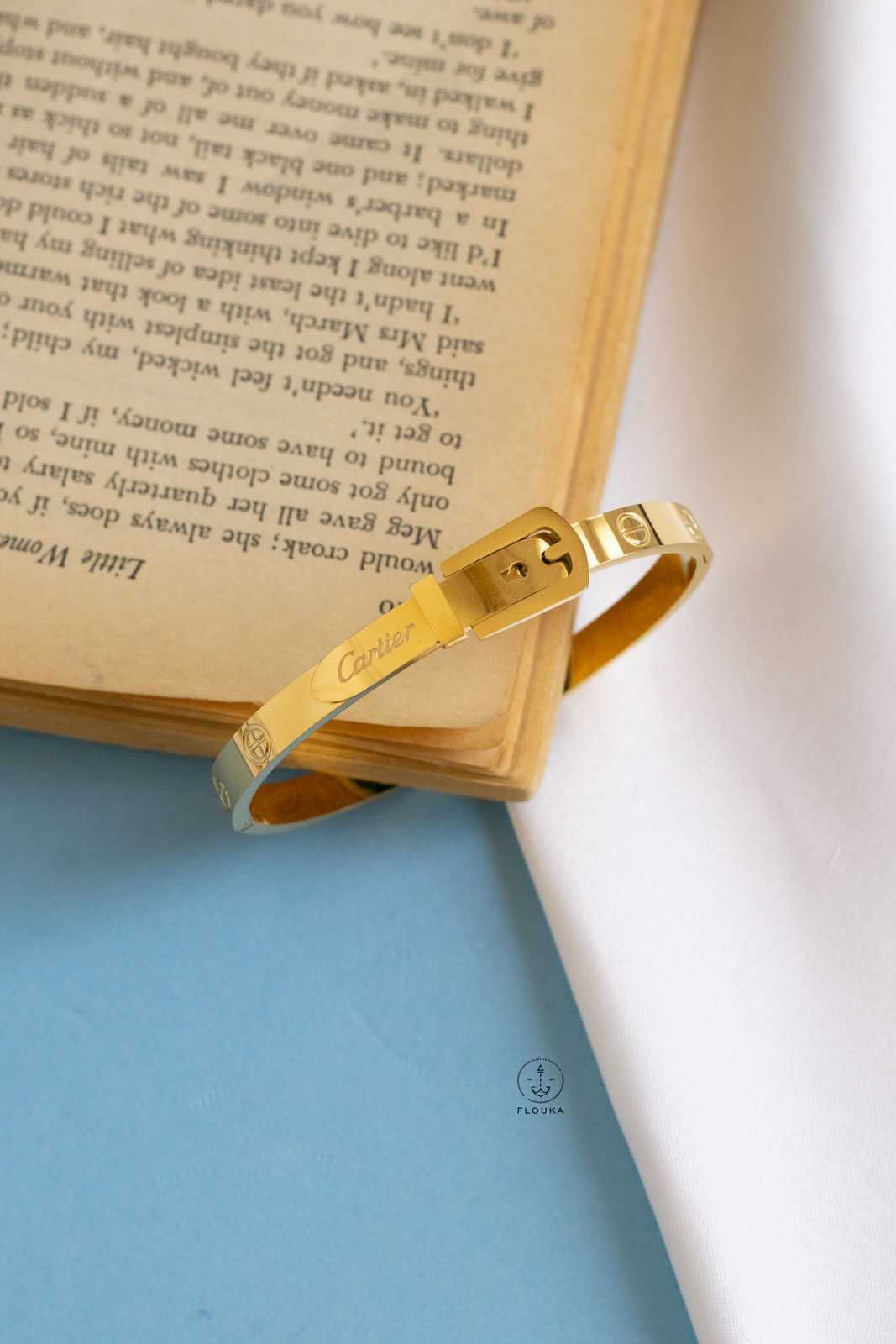 1715884761_o0202.jpg gold belt bracelet