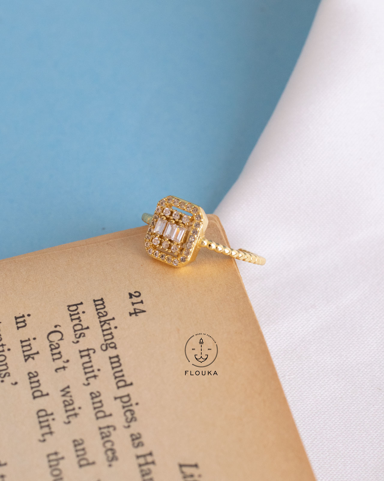 1716152262_r0153.jpg free size white crystal ring