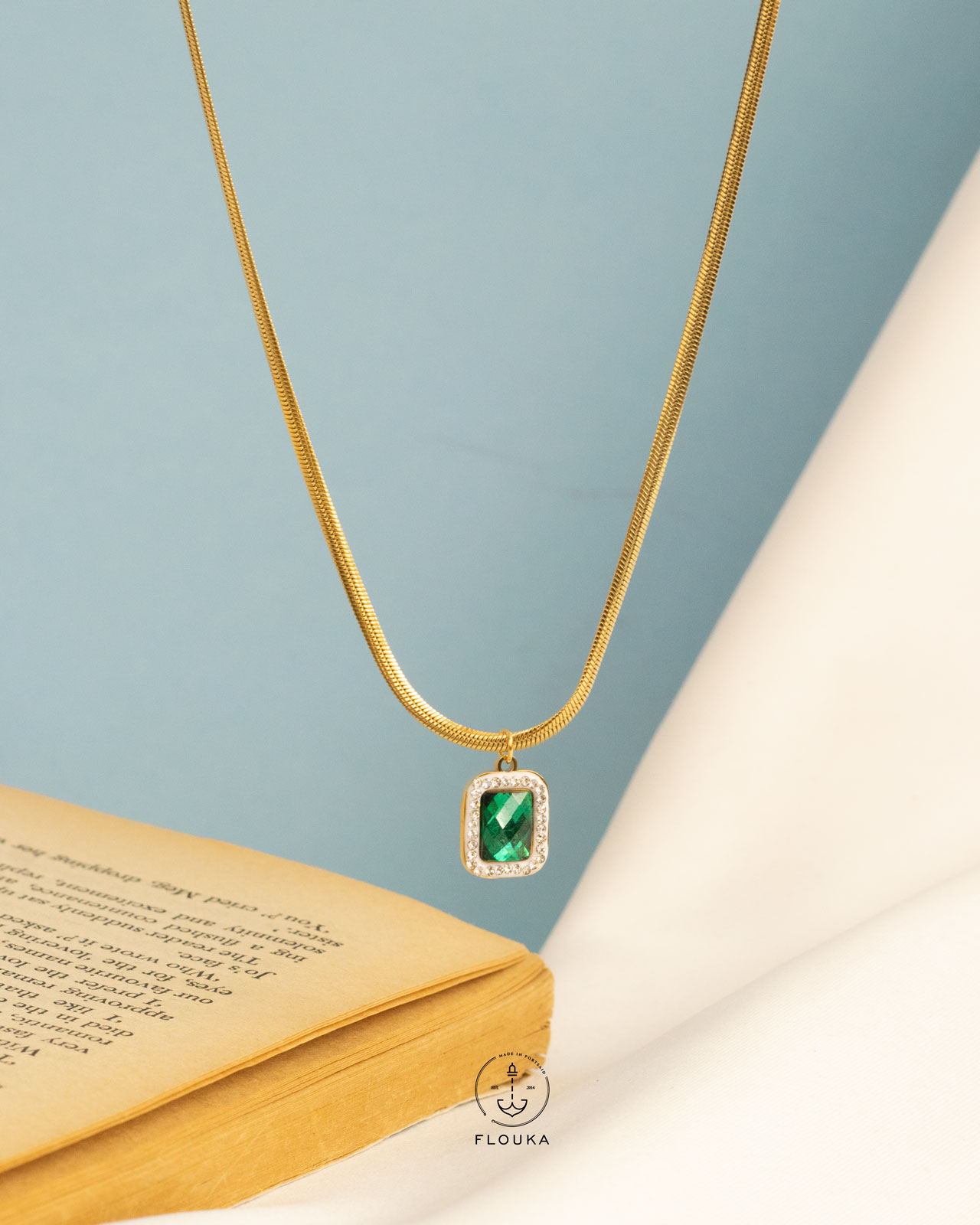 1716576993_n0326.jpg green necklace
