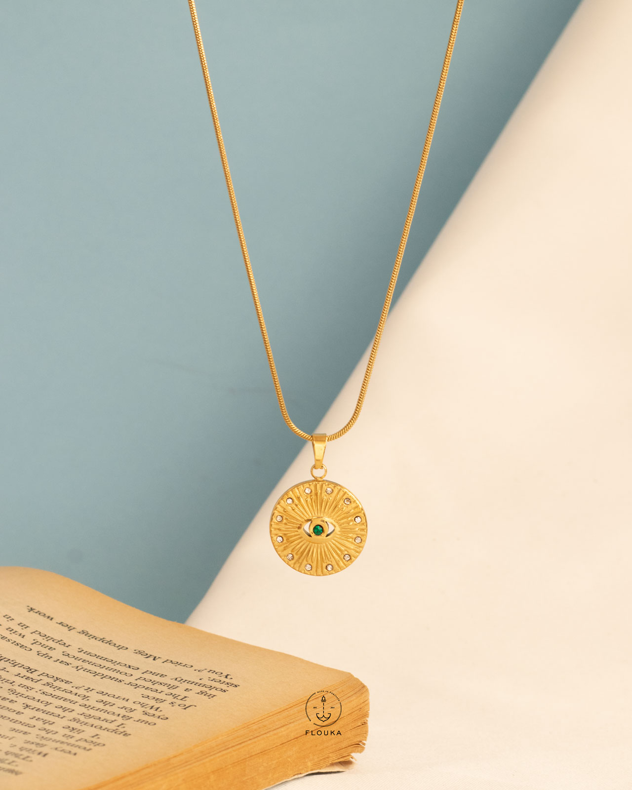 1716577864_N0399.jpg green eye straus circle necklace