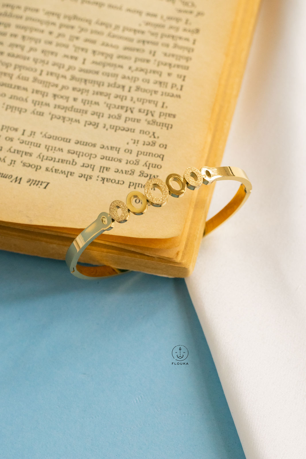 1716586245_o0226.jpg oo0oo gold bracelet