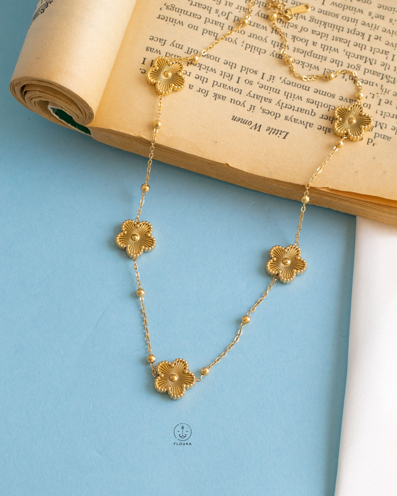 1718918427_n0460.jpg gold flower fake vancleef necklace