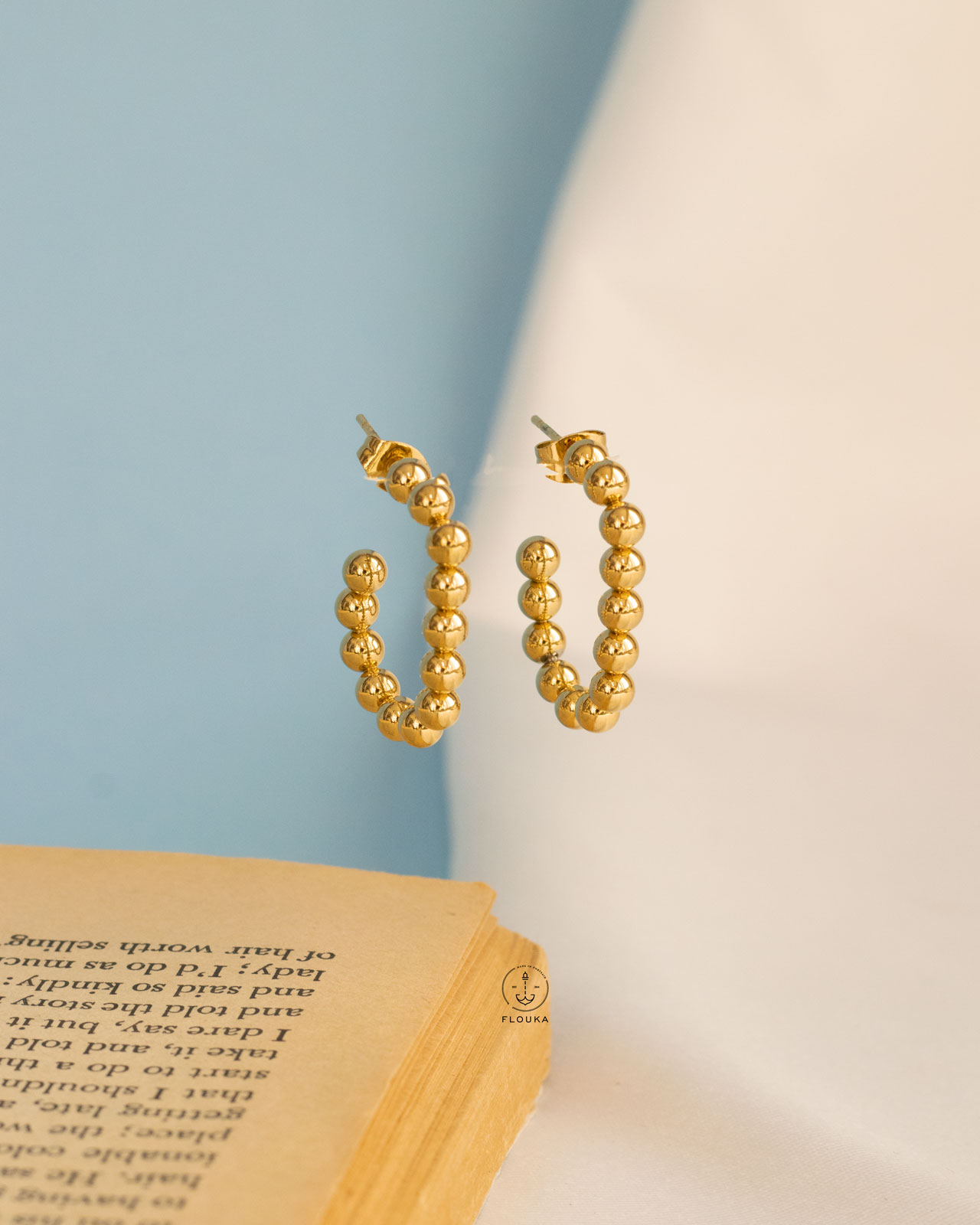 1718969128_e0281.jpg Beads gold earrings
