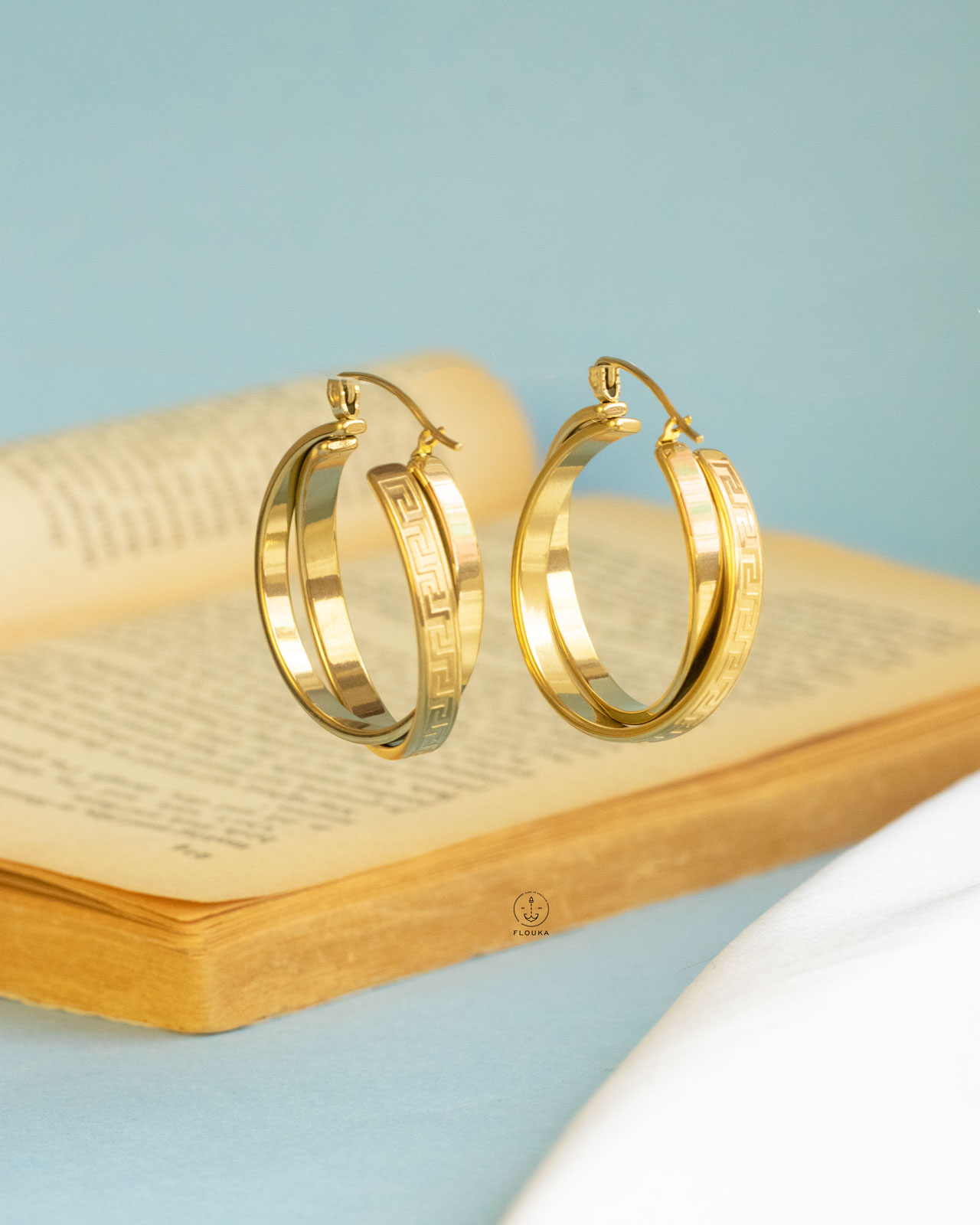 1720341474_e0309.jpg double evrsace gold earings