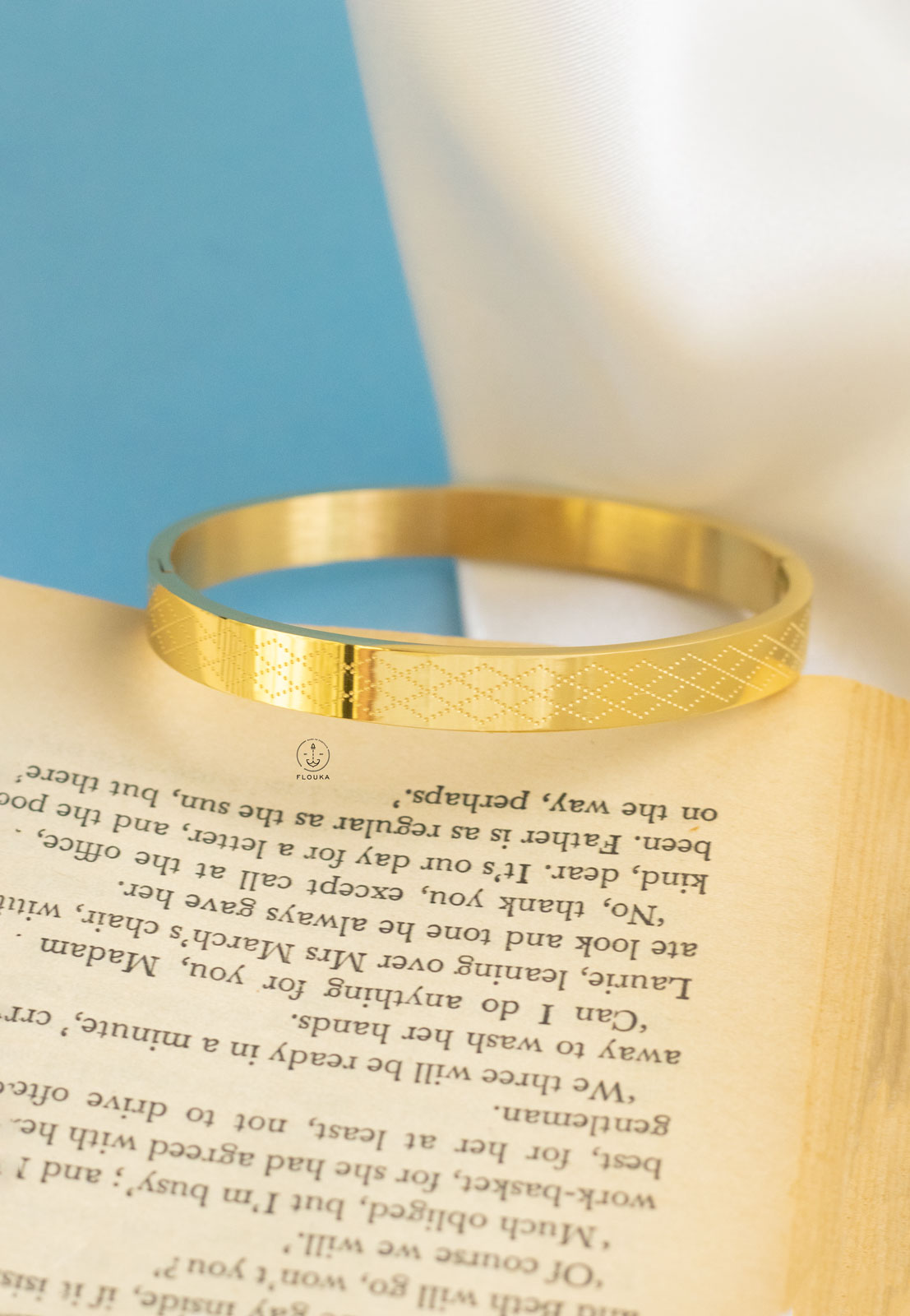 1720344259_o0265.jpg diagonals basic gold bracelet