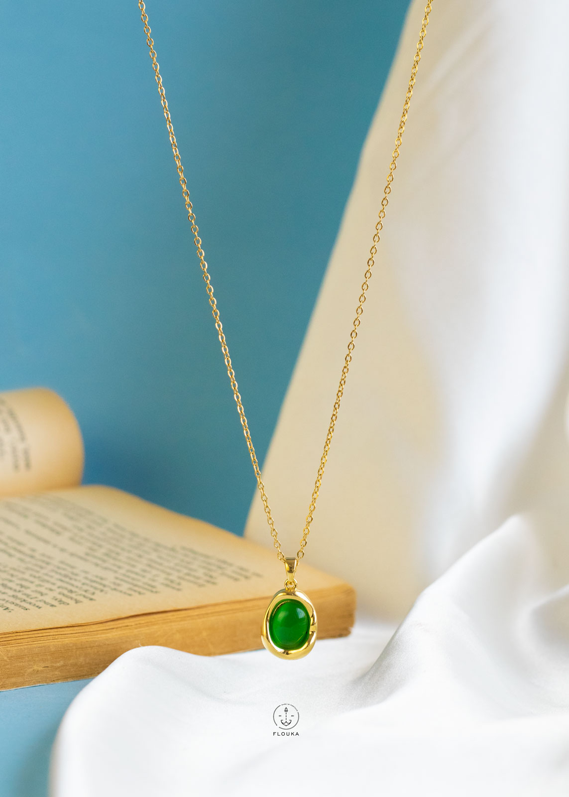 1720669405_n0511.jpg green stone gold necklace