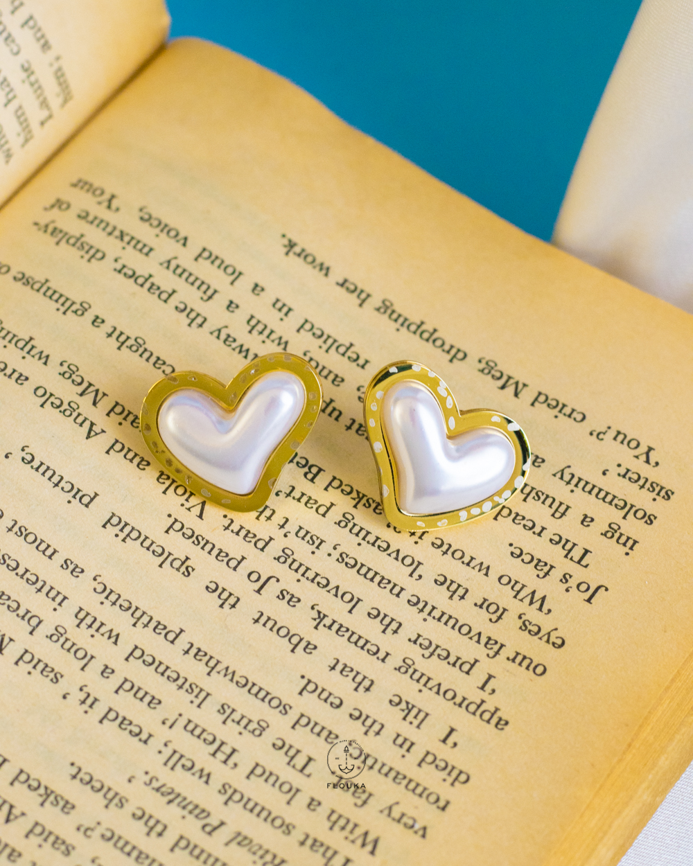 1724171108_e0394.jpg fake pearl heart earrings