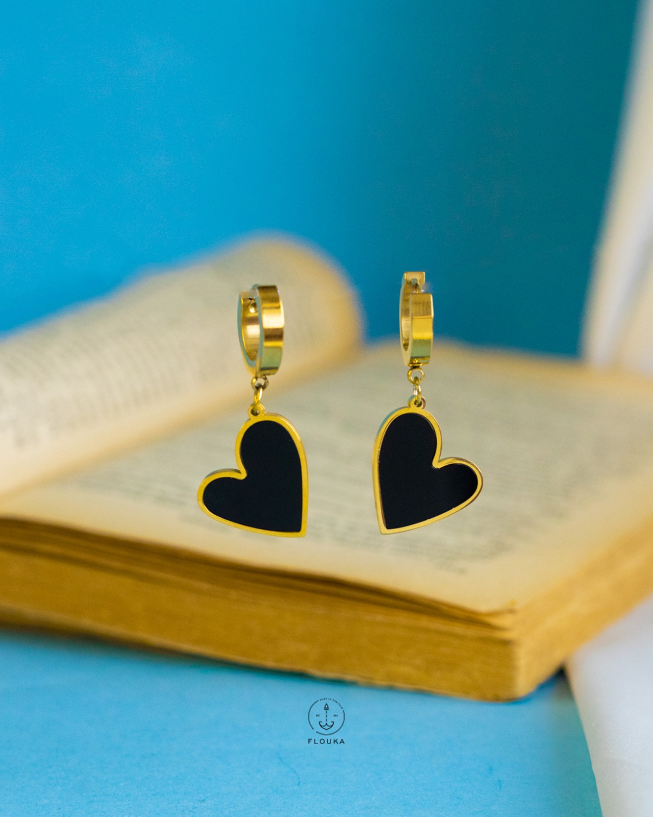 1724171652_e0384.jpg black heart takka earrings