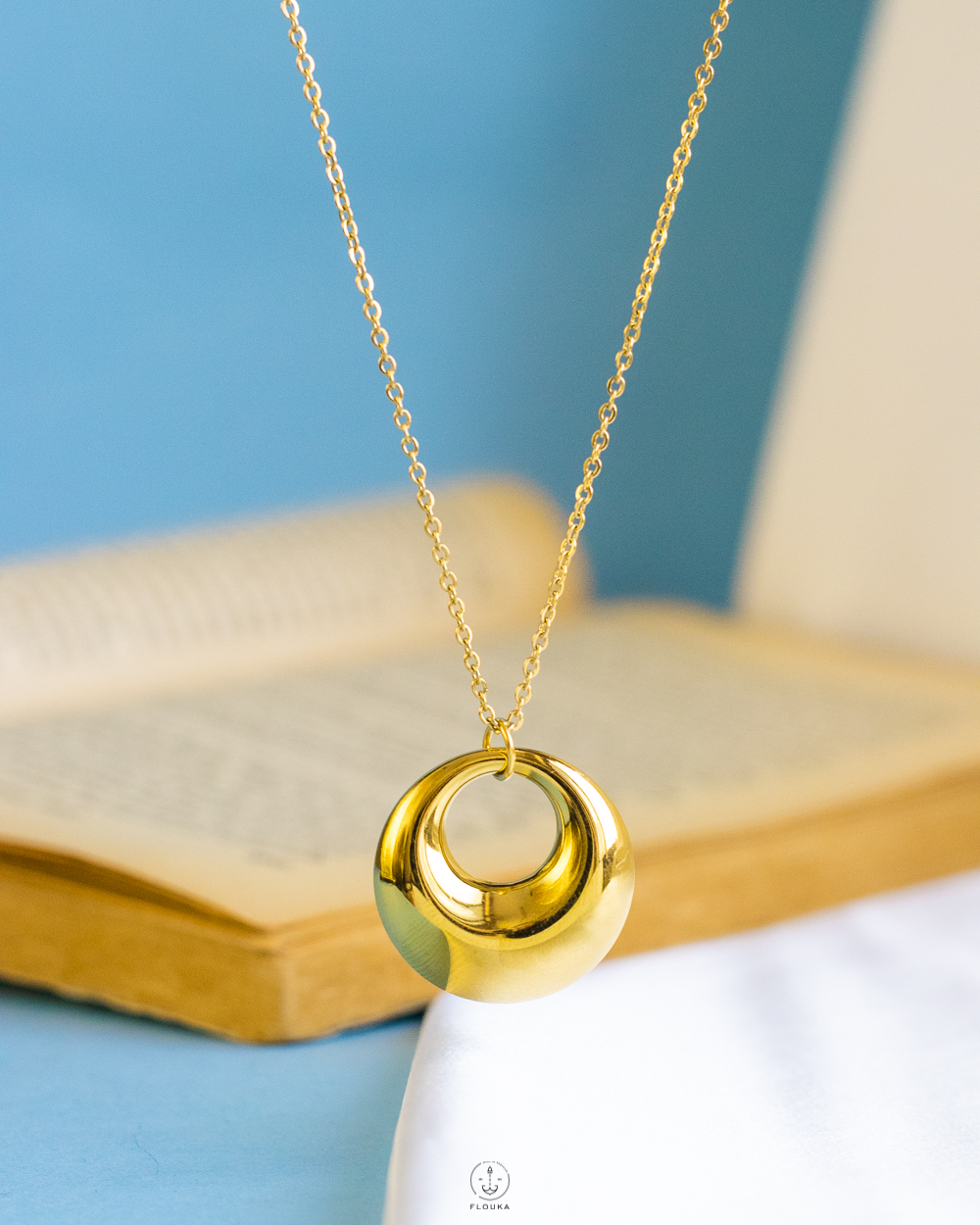 1726484165_n0780.jpg gold circle necklace