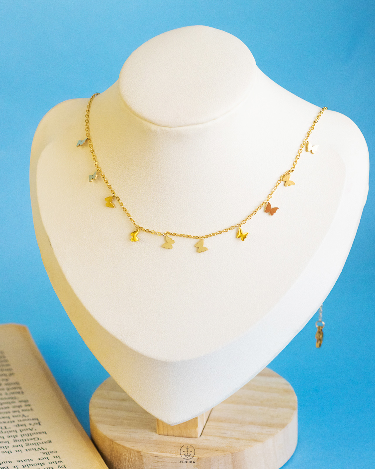 1728719428_n0879.jpg many tiny butterflys necklace