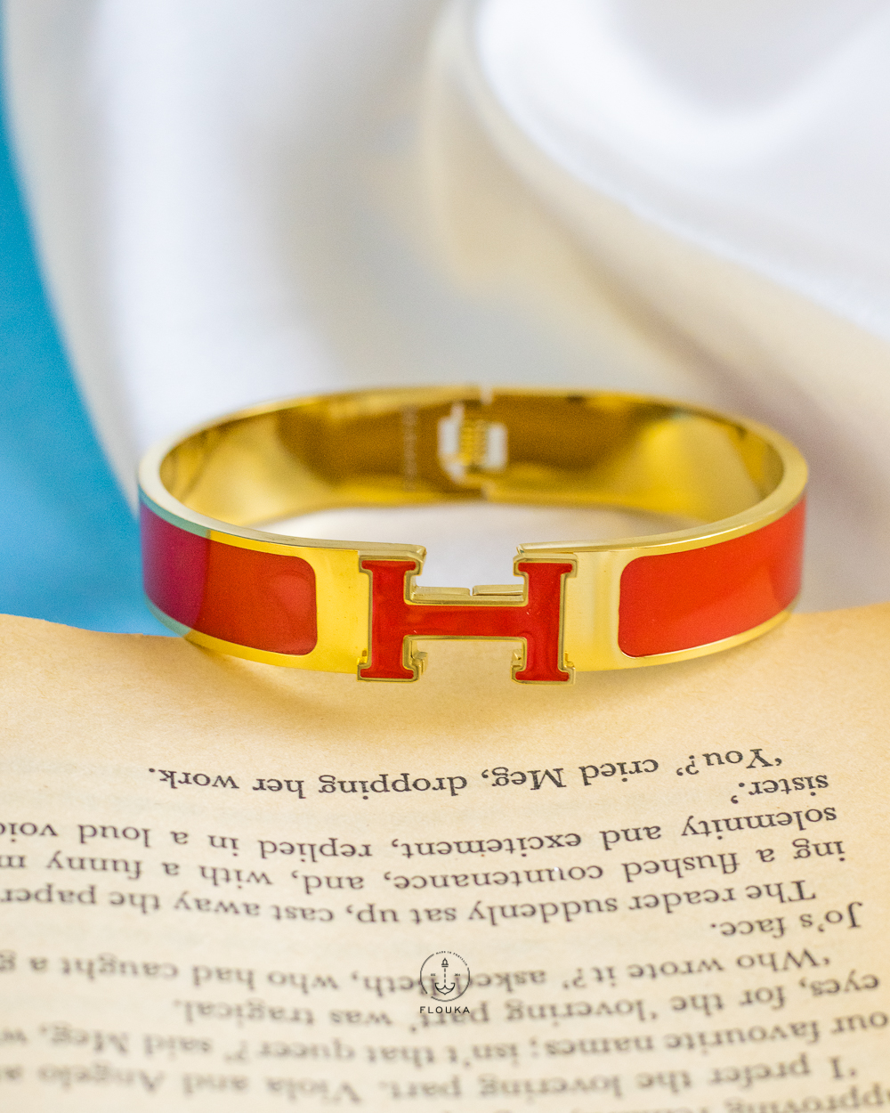 1728727873_o0356.jpg red herms bracelet