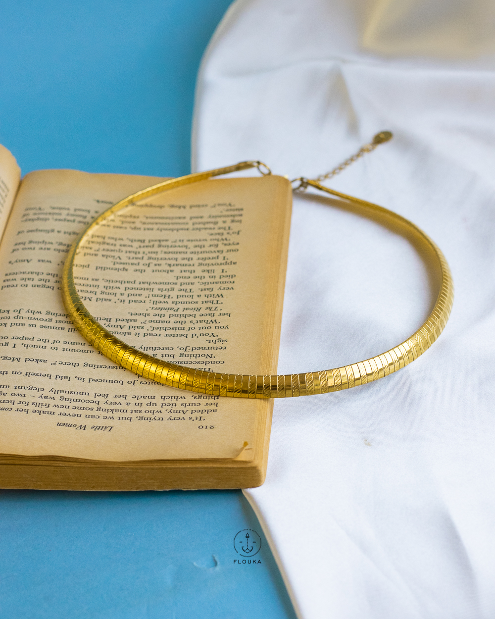 1728728078_n0693.jpg gold flat choker