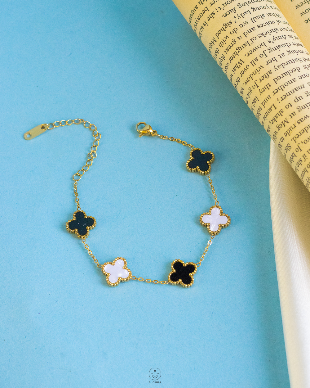 1728898483_b0390.jpg mix black & white vancleef bracelet