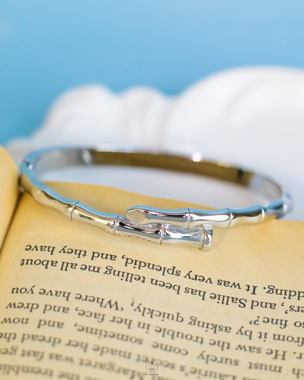 1729025549_o0284.jpg double bone silver bracelet