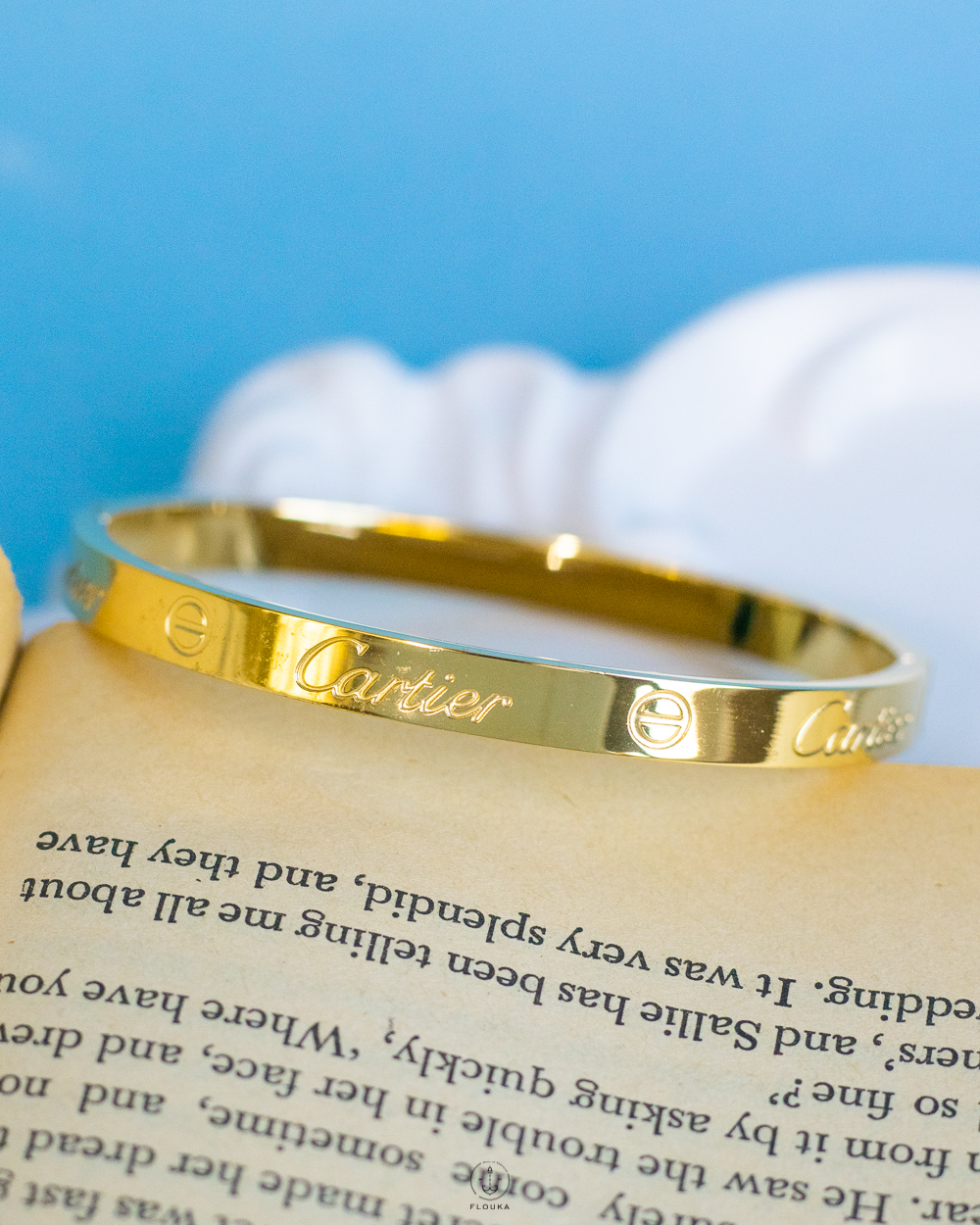 1729026927_o0238.jpg gold cartier basic bracelet