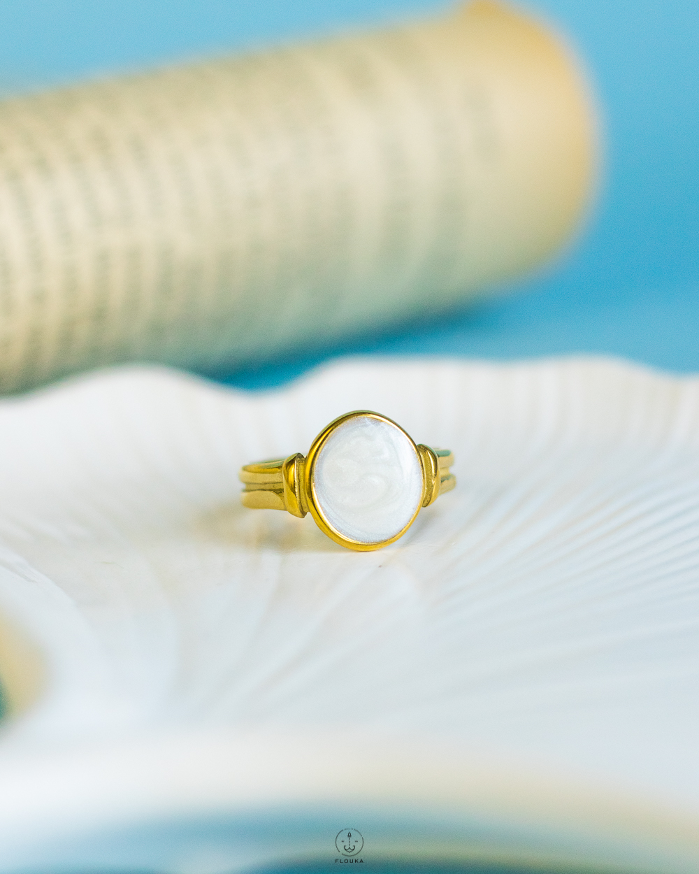 1729613054_r0394.jpg white gold ring