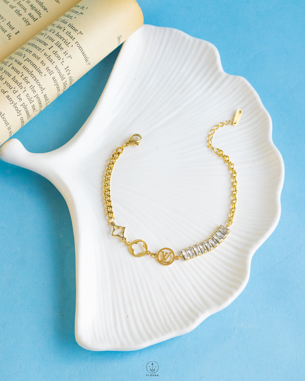 1730974483_b0118.jpg lv gold bracelet with straus