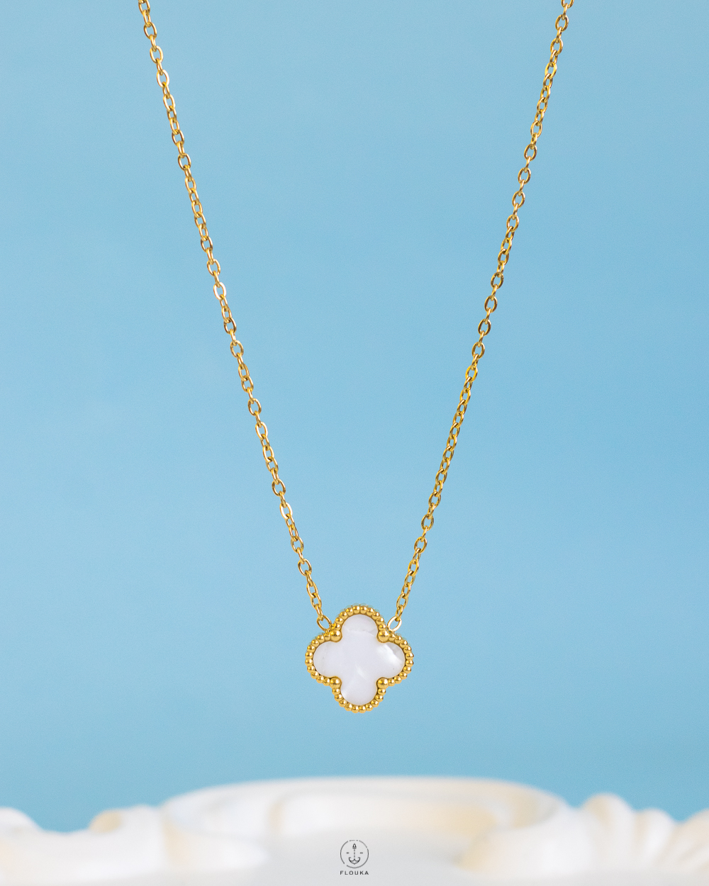 1735229869_N0465.jpg white vancleef necklace