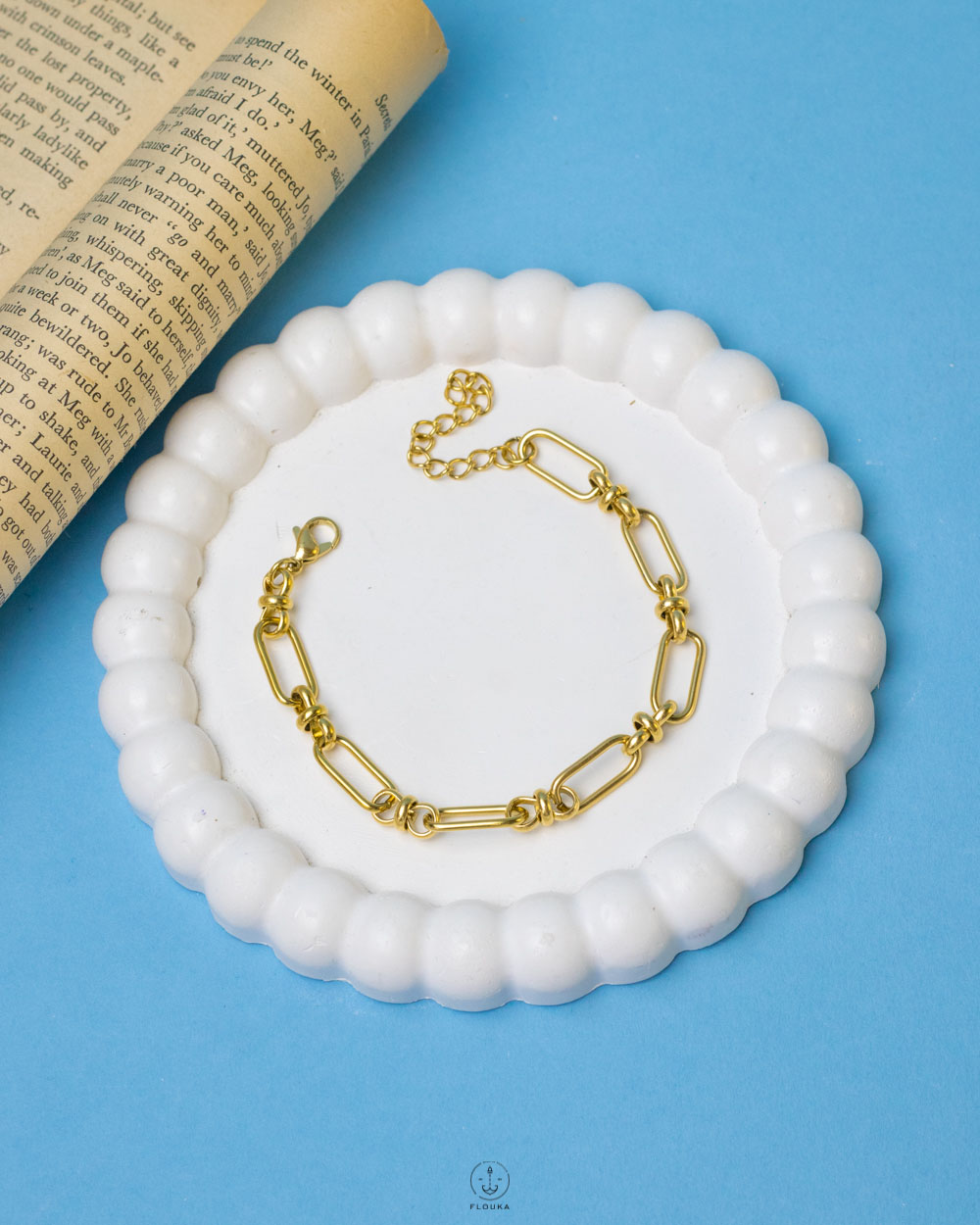 1736714312_b0506.jpg basic gold chains bracelet