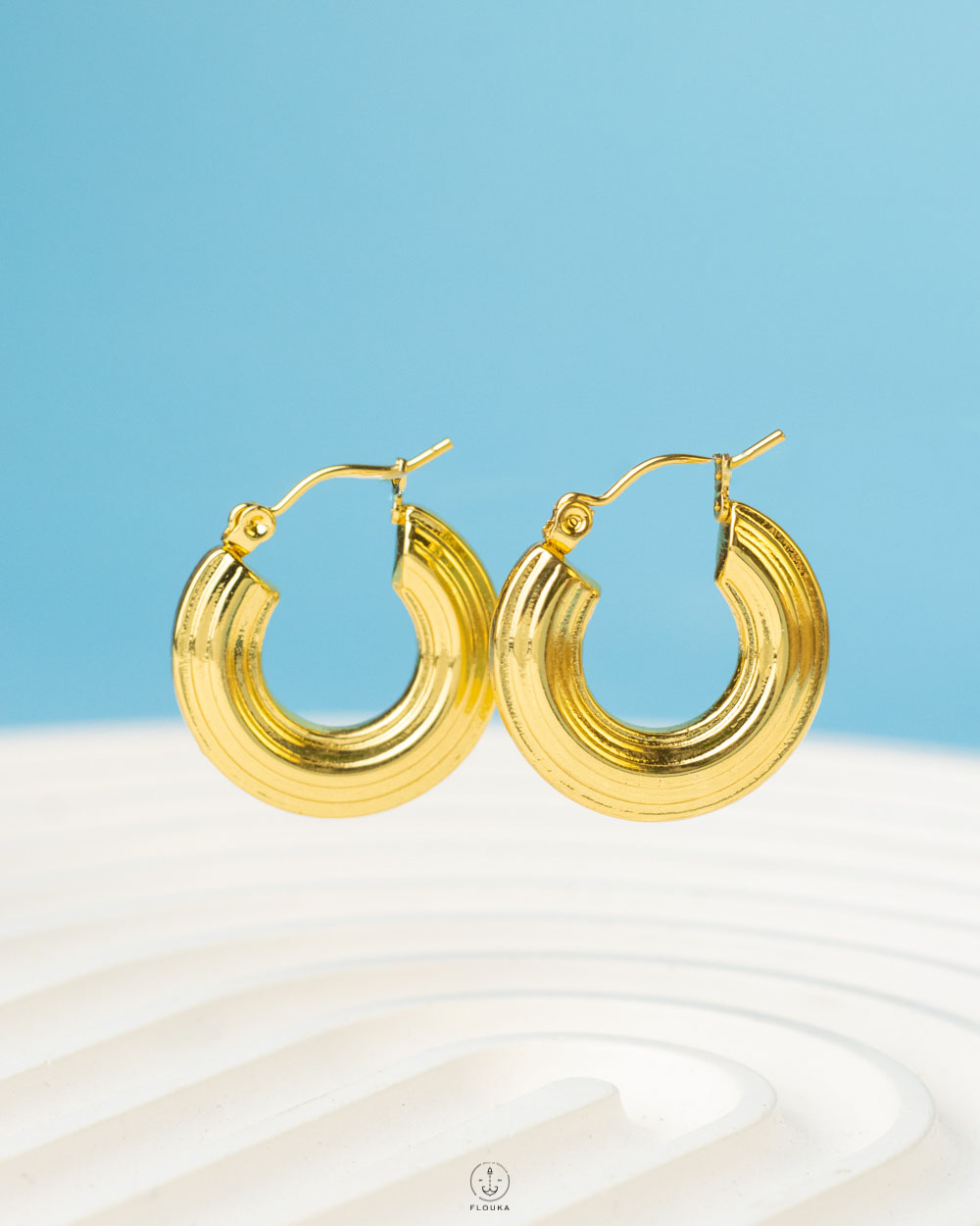 1737231250_e0462.jpg gold classic earrings