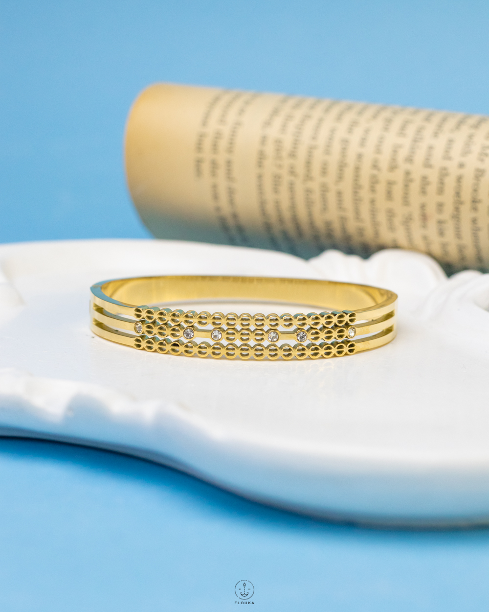 1737243696_o0427.jpg straus circle bracelet