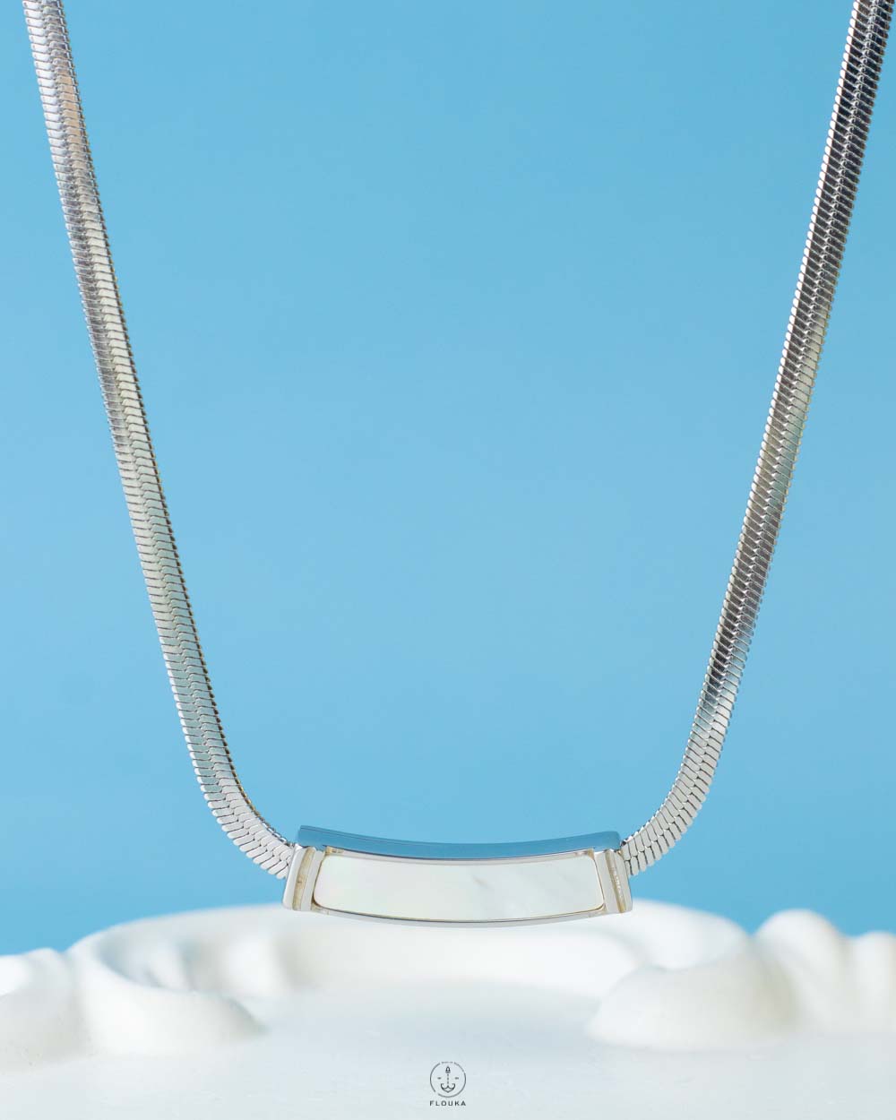 1737575779_n1106.jpg nutural seachell bar silver necklace