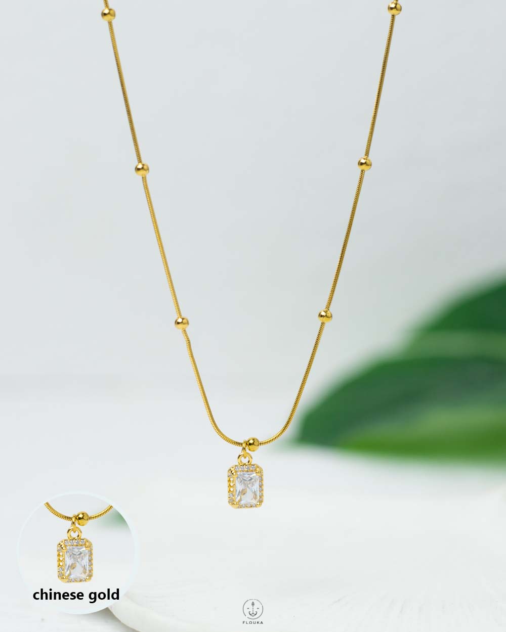 1738744127_n1127-1.jpg white straus balls necklace