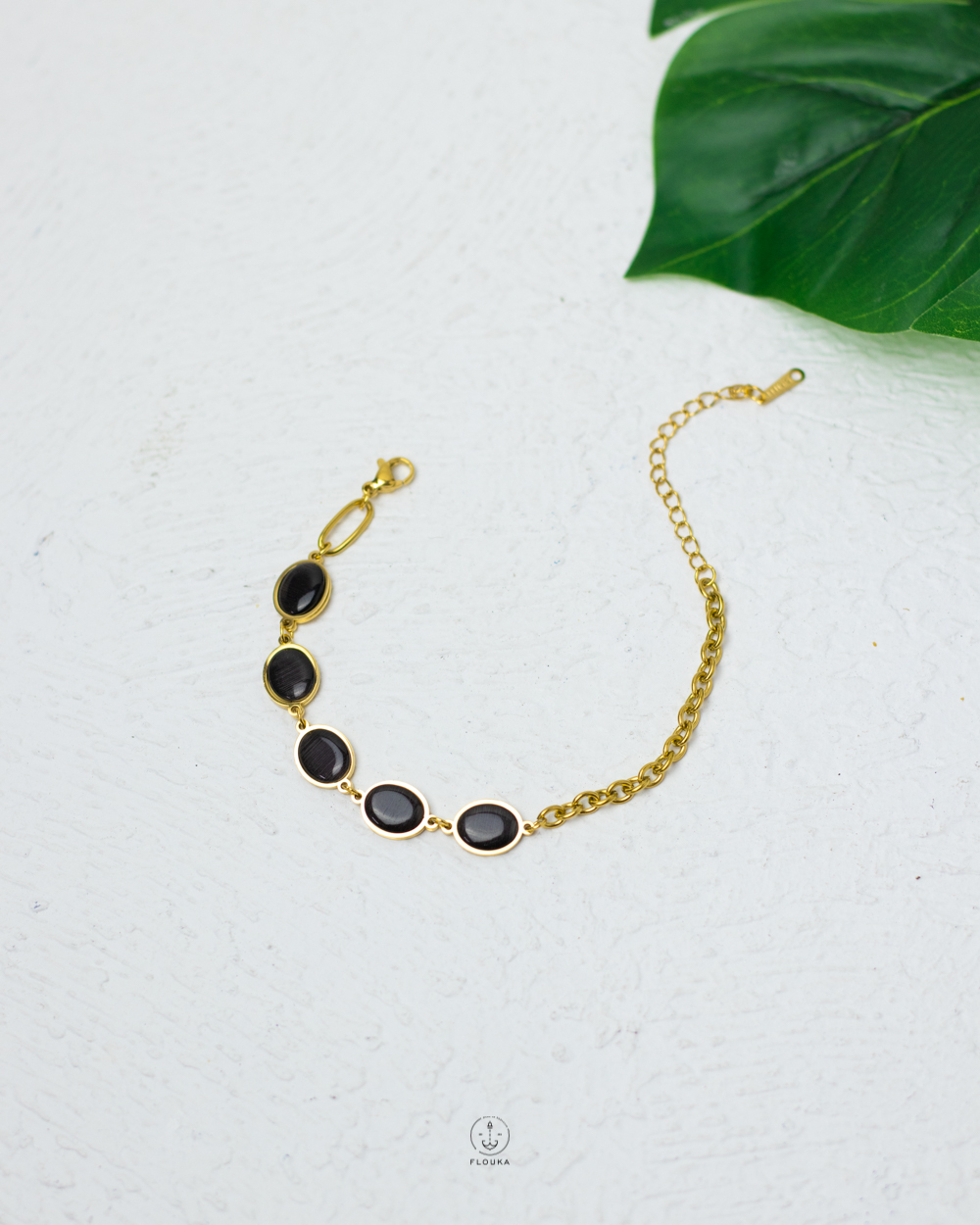 1738873952_b0567.jpg many cricle black bracelet