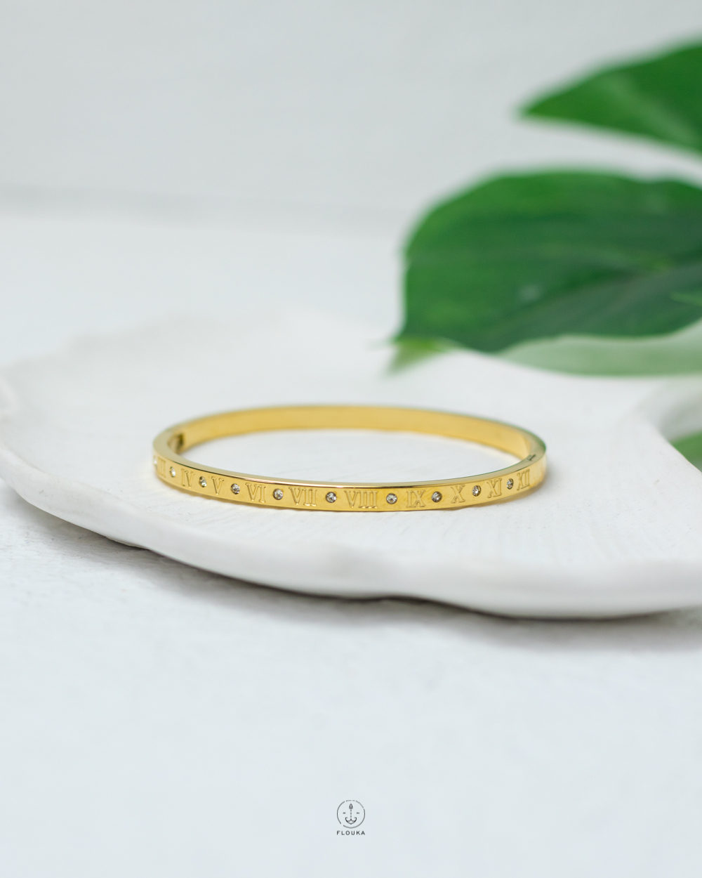 1739409409_O0466.jpg LATIN straus bracelet