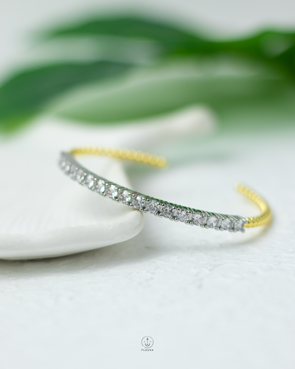 1739647710_IMG_9728-5.jpg daimond gold bracelet