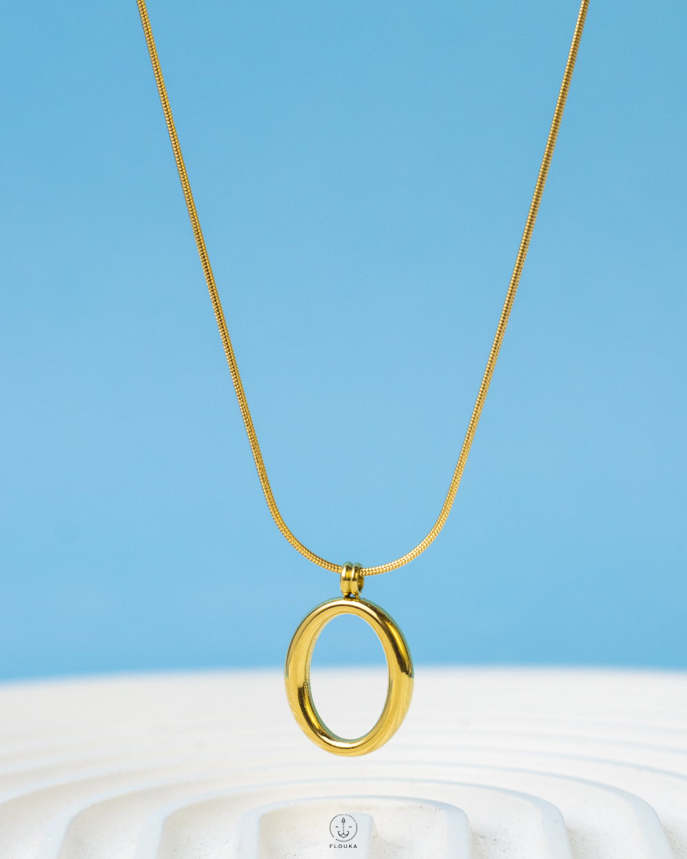 1739907297_n1193-5.jpg letter o mouse gold necklace