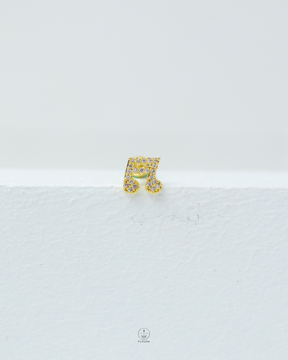 1740687419_c0032-10.jpg music gold piercing