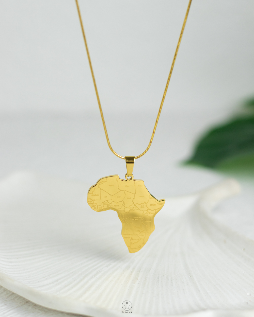 1740816008_n1231-1.jpg africa mouse gold necklace