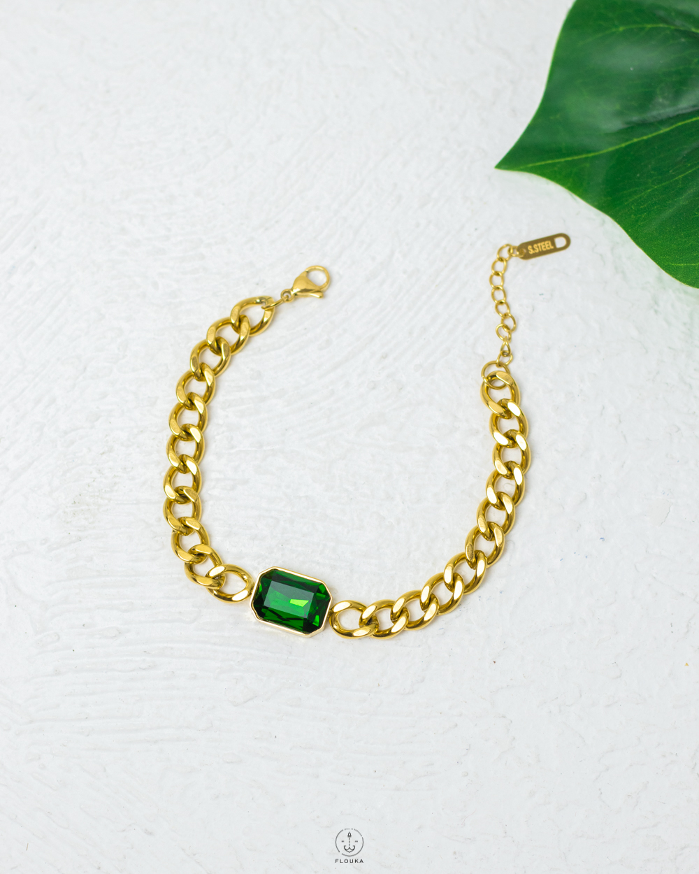 1740817880_b0391.jpg green gormet bracelet