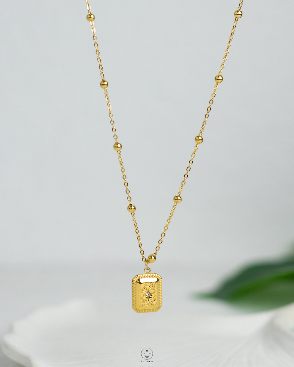 1740819875_n1241.jpg simple straus gold necklace