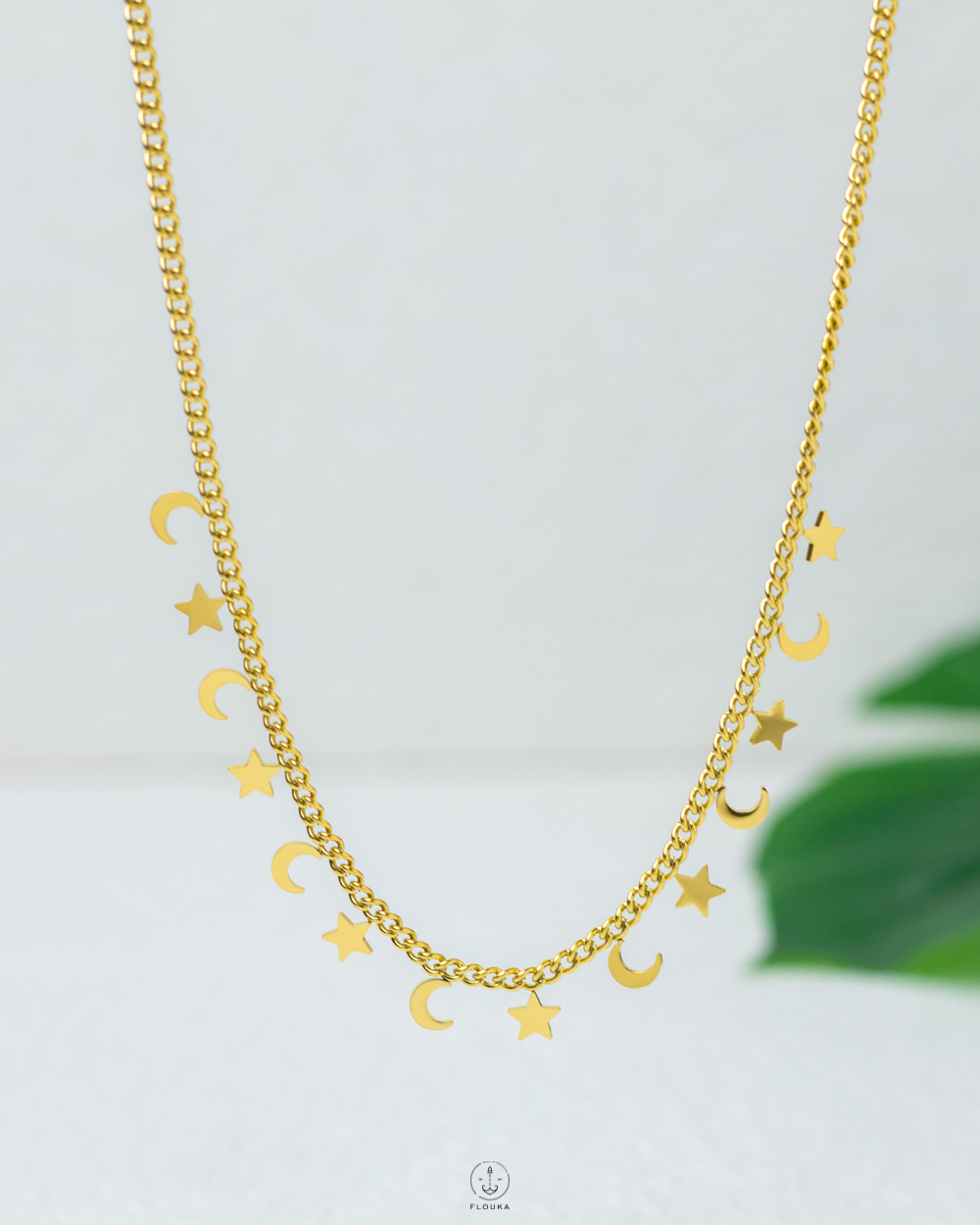 1743514435_n1370-3.jpg many stars gold necklace