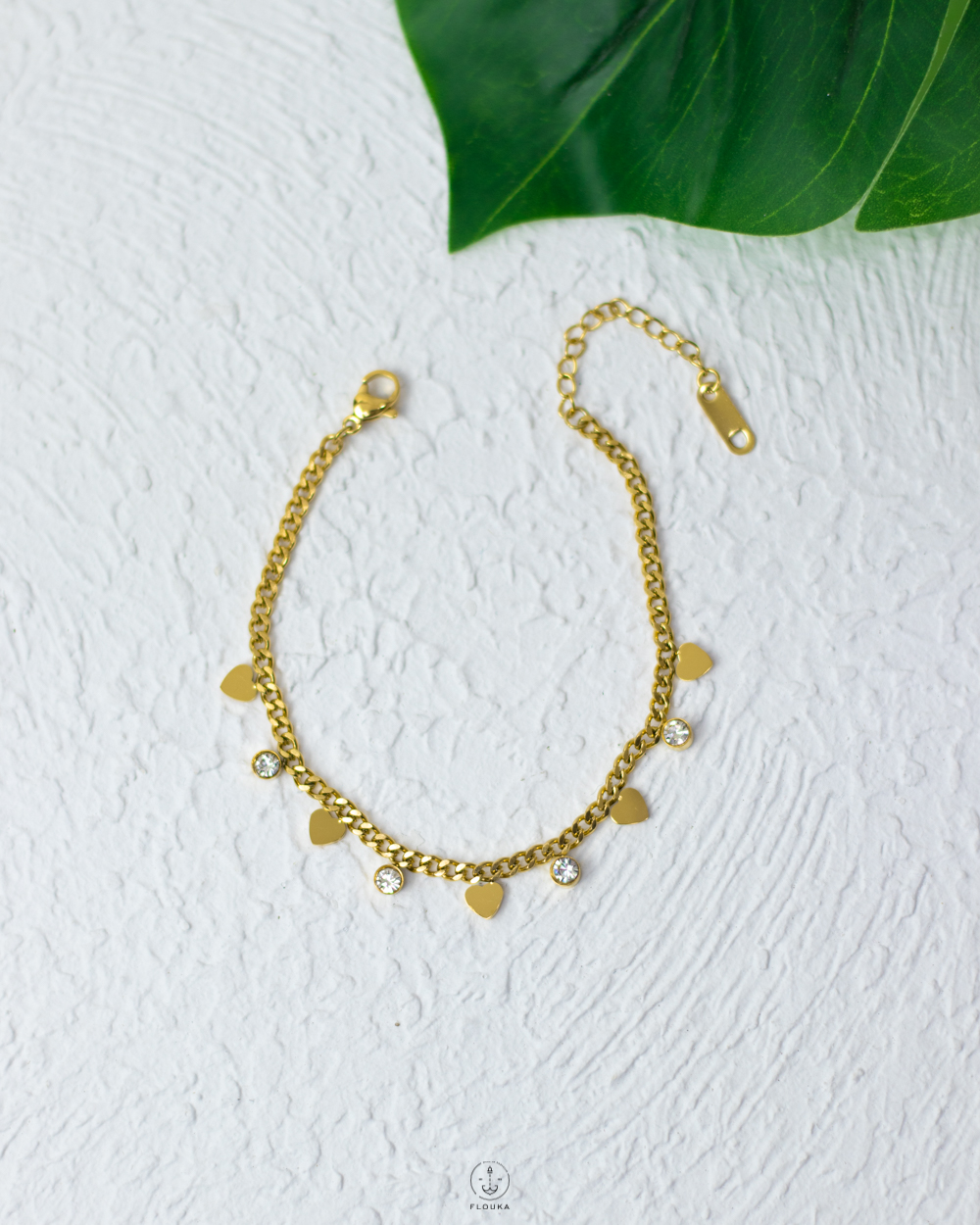 1744663320_b0666.jpg simple straus heart bracelet