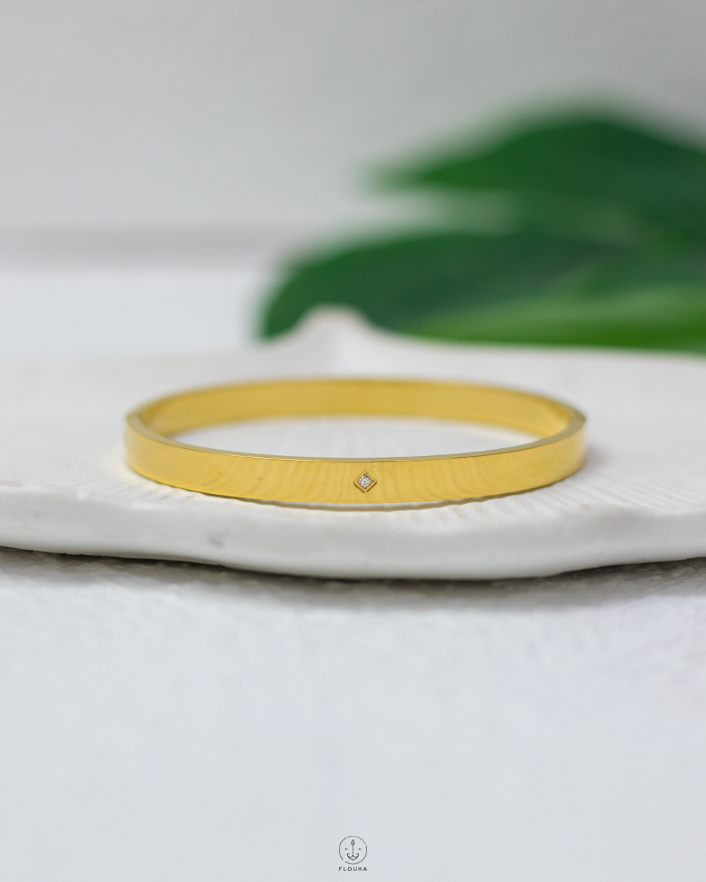 1745158805_o0590.jpg basic straus gold bracelet