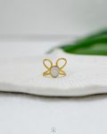 white rasin circle gold ring
