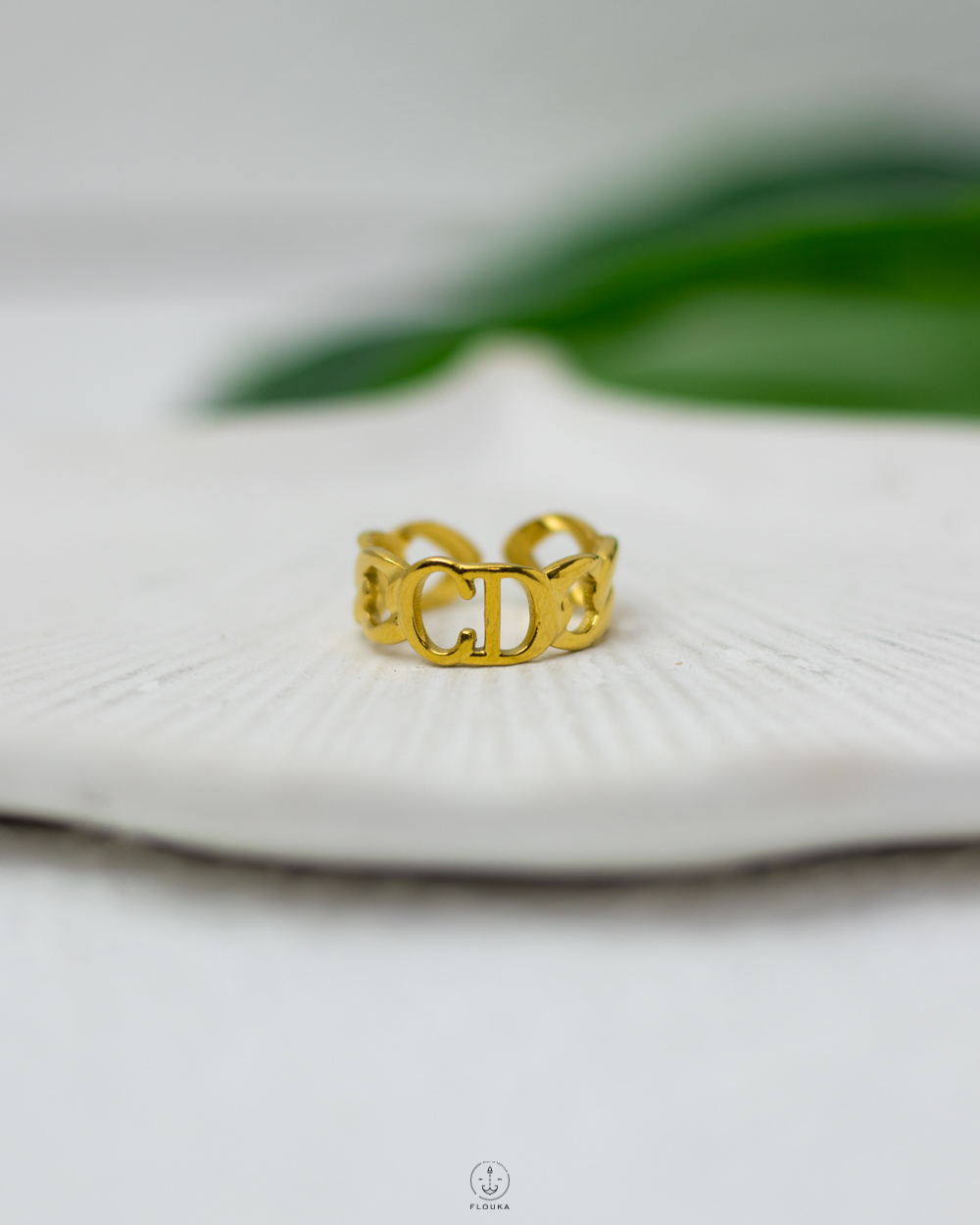 1745929341_r0753.jpg cd gold chains ring